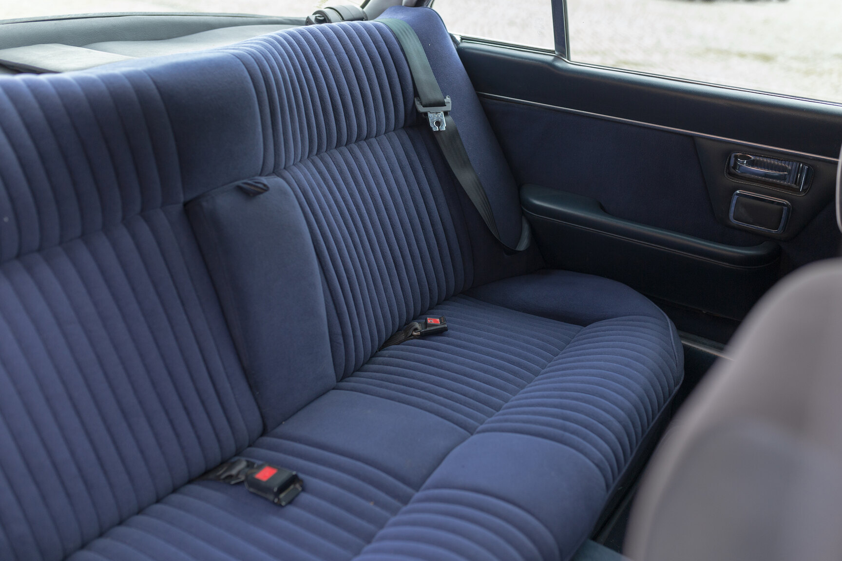 Interior image of 1975 JAGUAR XJ6  (15)