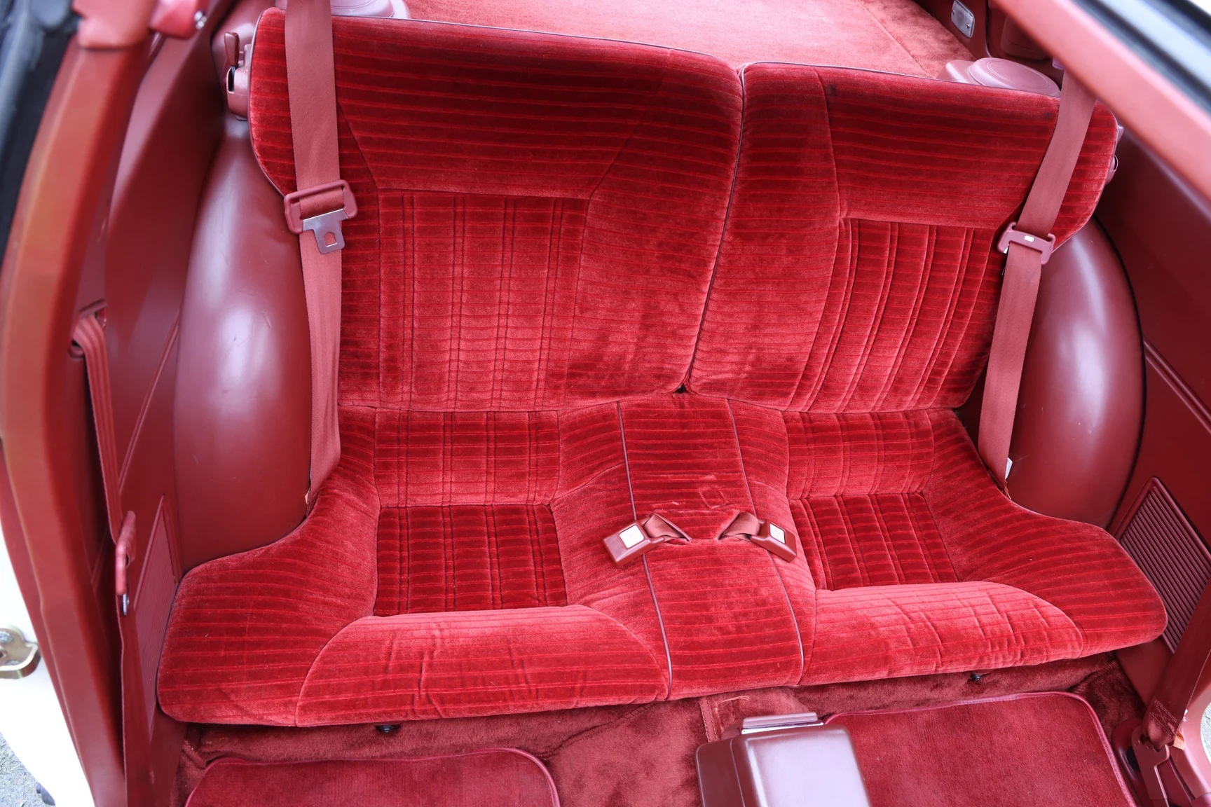 Interior image of 1983 Datsun 280ZX (18)