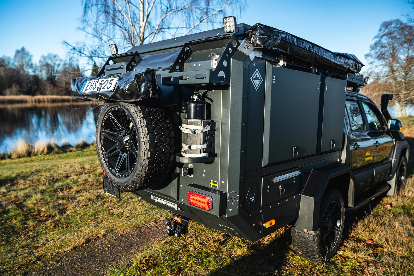 Exterior image of 2020 Northea Camper Expedition Volkswagen Amarok (45)
