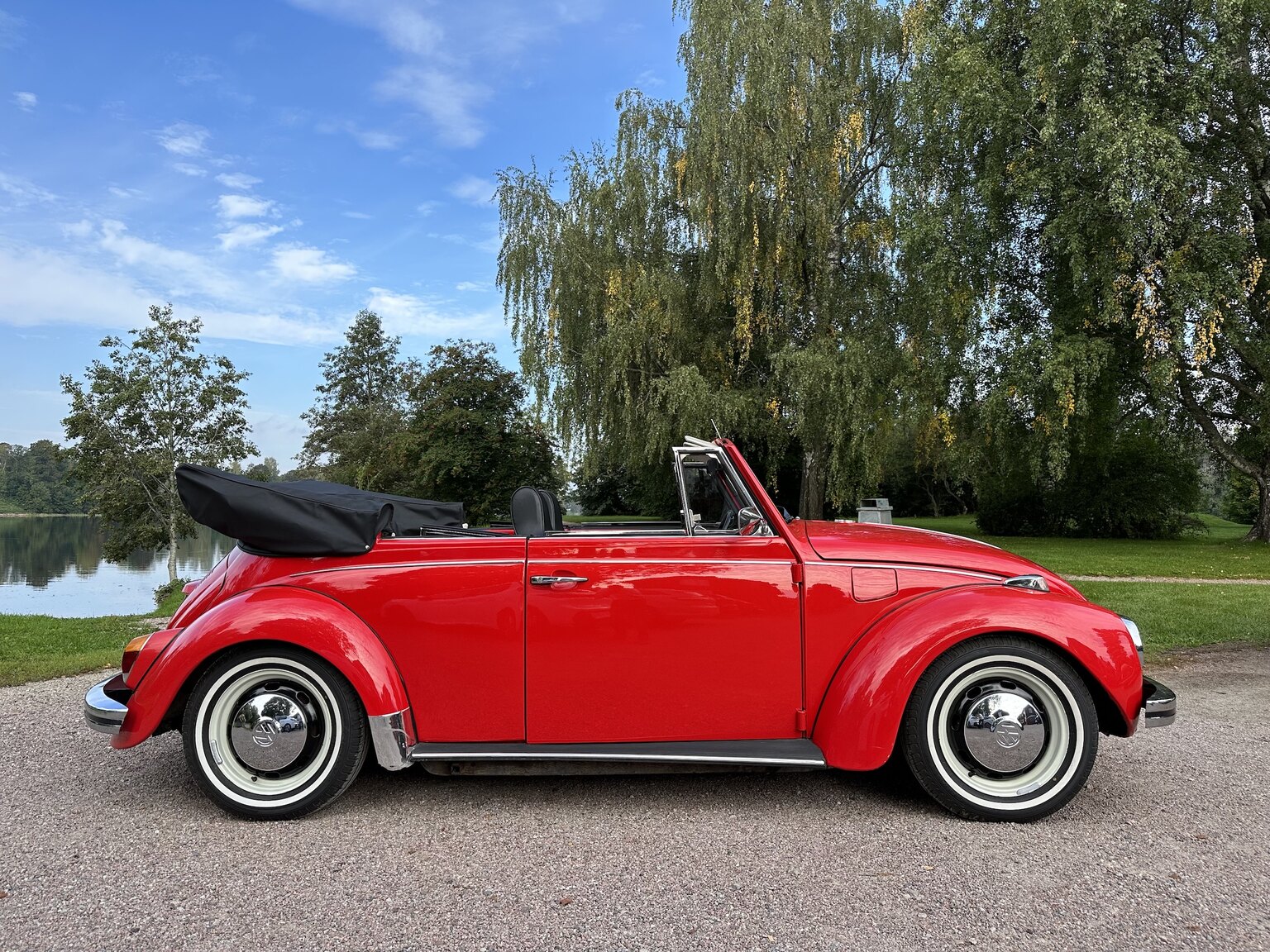 Exteriörbild på 1971 Volkswagen beetle 1302 cabriolet