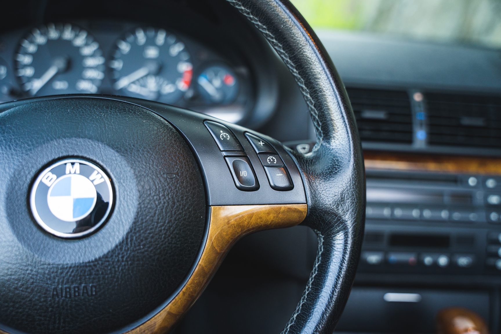 Interior image of 2001 BMW E46 325 Cabriolet (19)