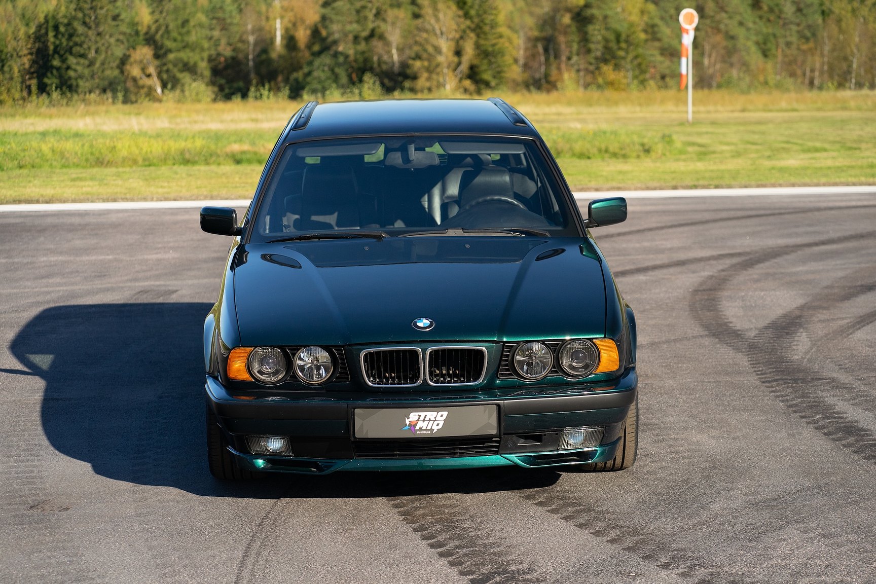 Exteriörbild på 1995 BMW 540i Touring - NO RESERVE (4)