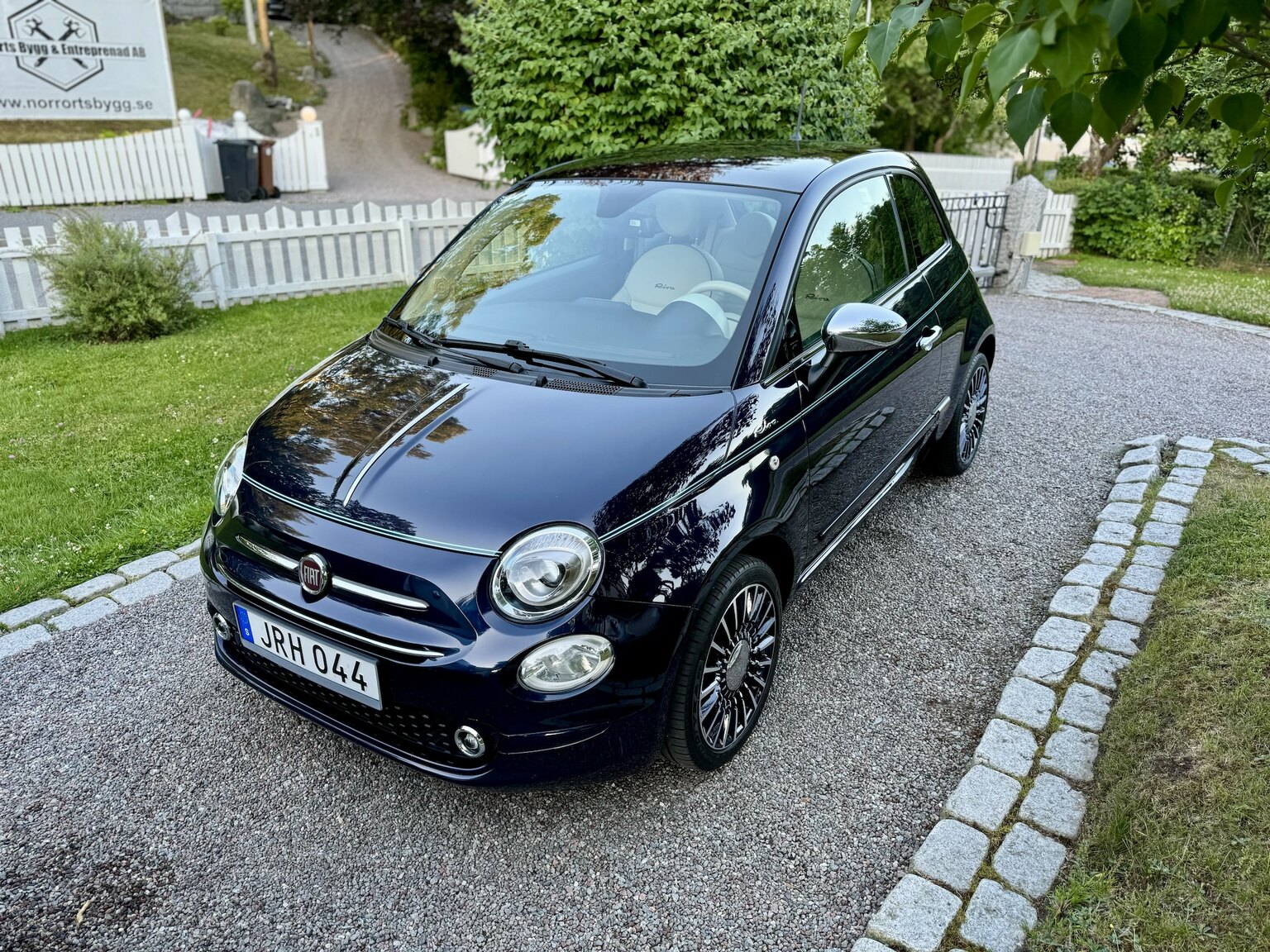 Exteriörbild på 2017 Fiat 500 Riva