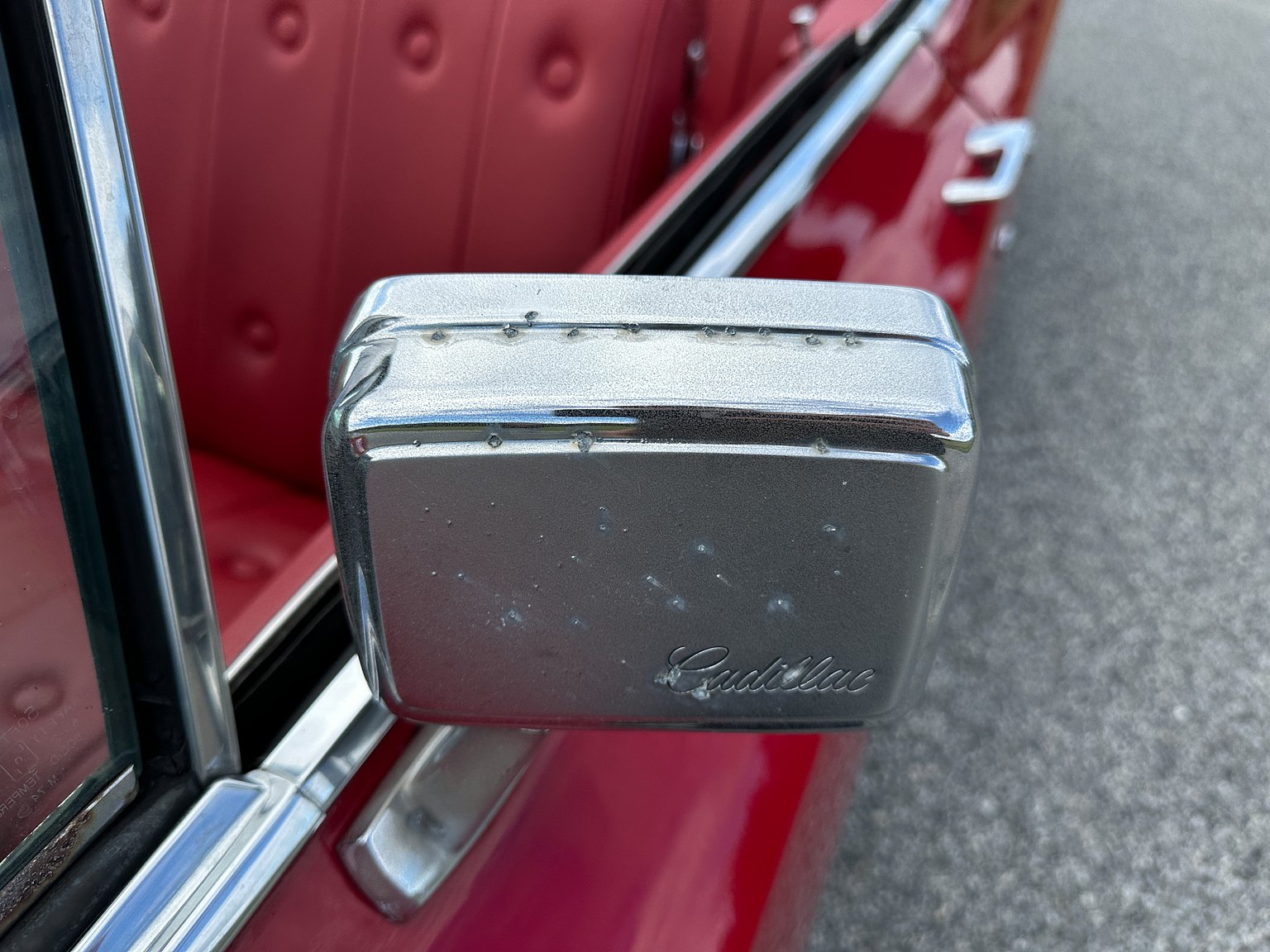 Aussenfoto 1968 Cadillac DeVille Convertible