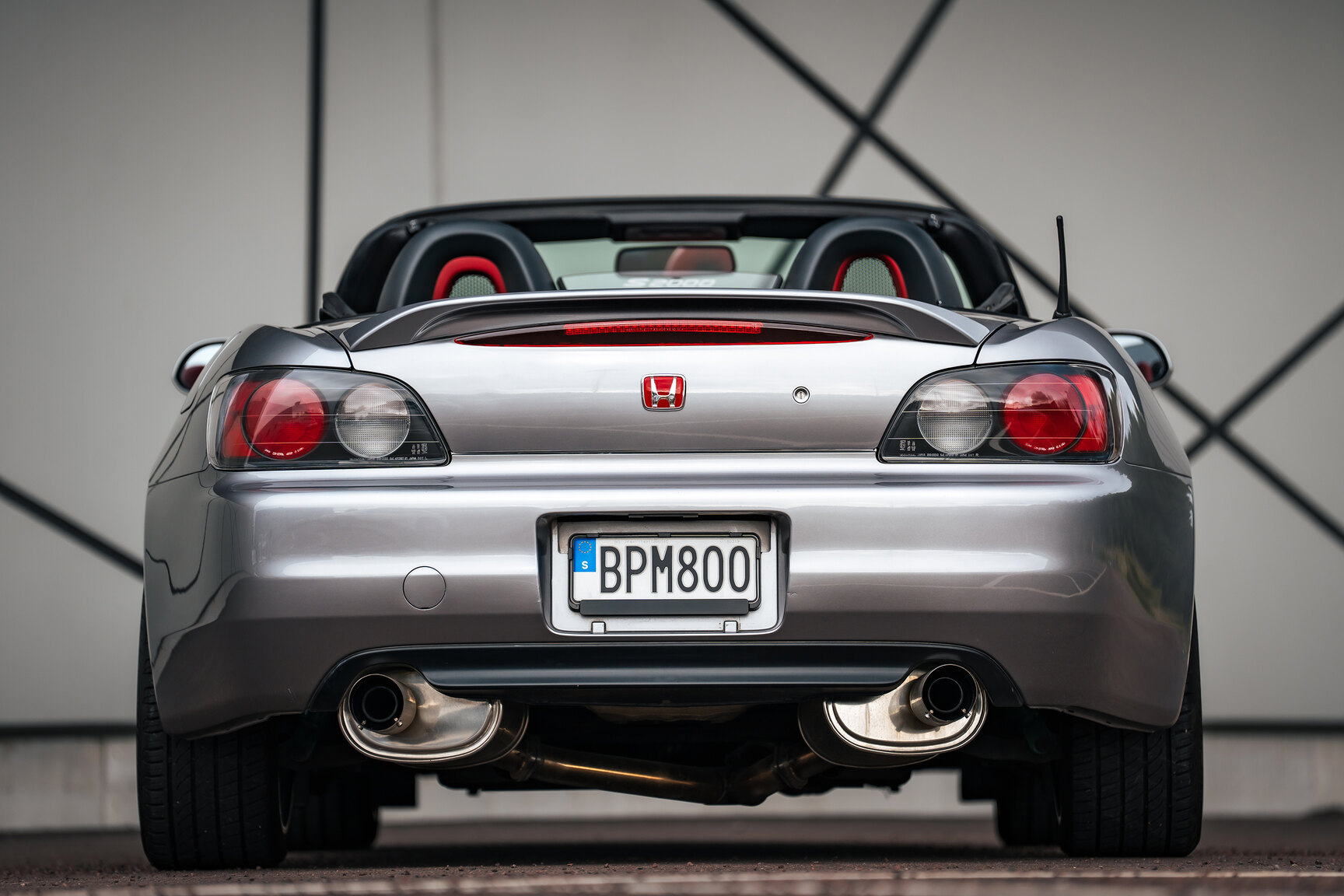 Exterior image of 2000 Honda S2000 AP1