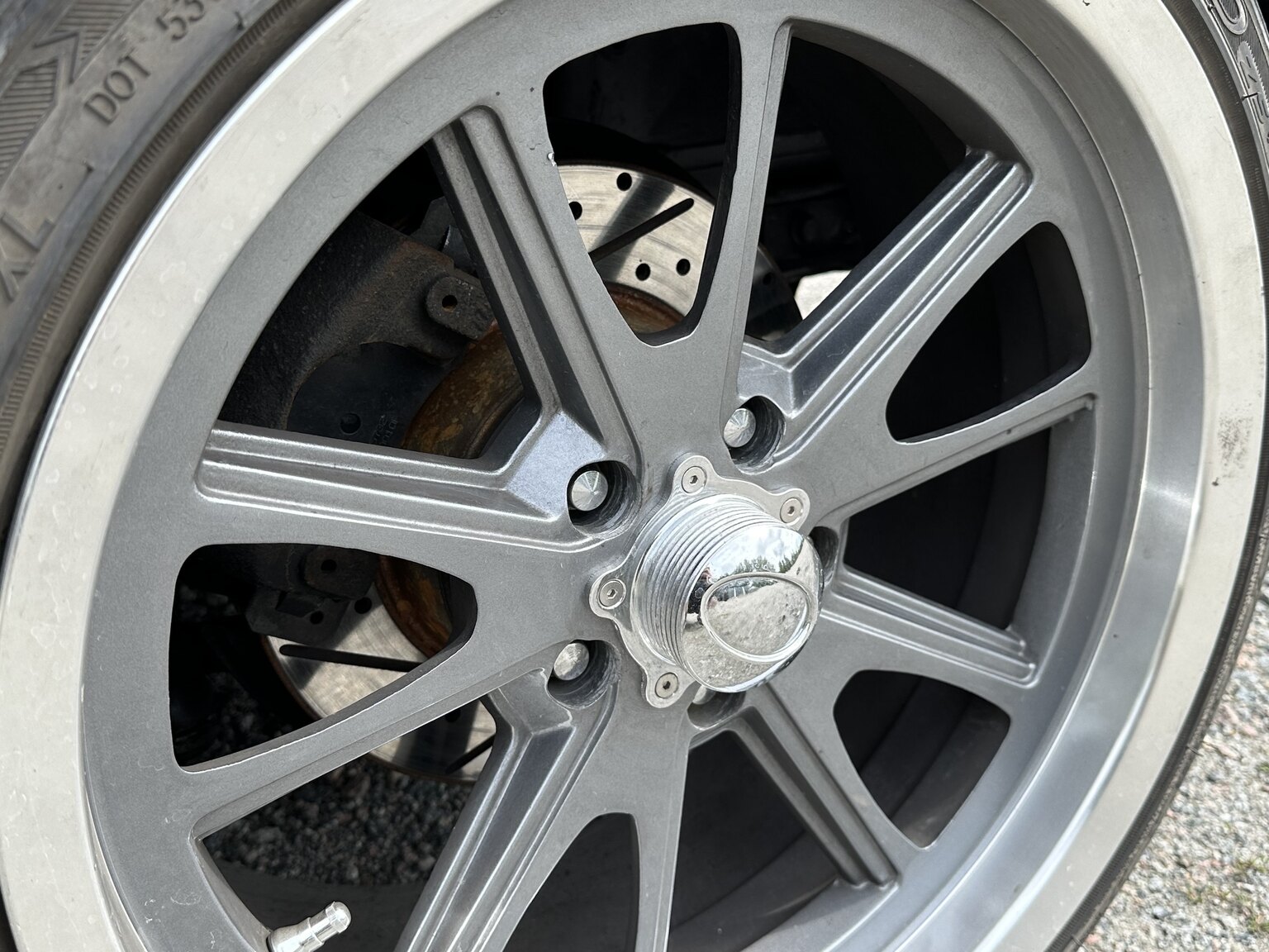 Exterior image of 1970 Ford Mustang Fastback SportsRoof 5.0 (61)