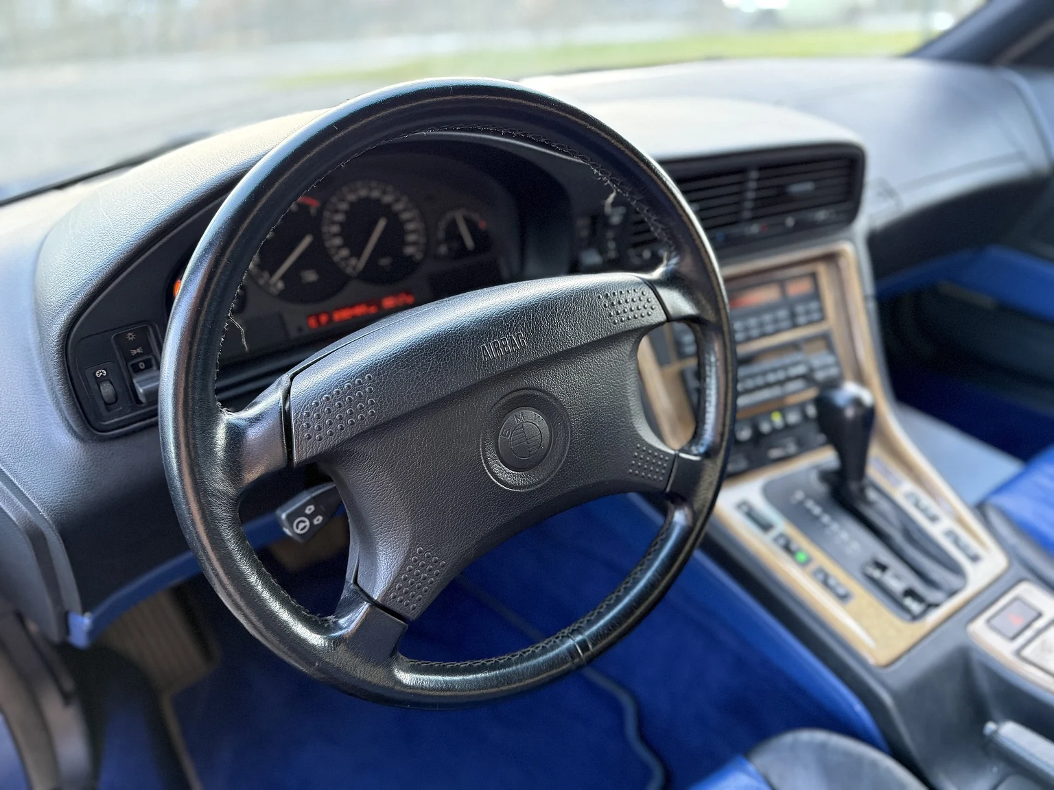 Interiörbild 1992 BMW 850iA - No Reserve (55)