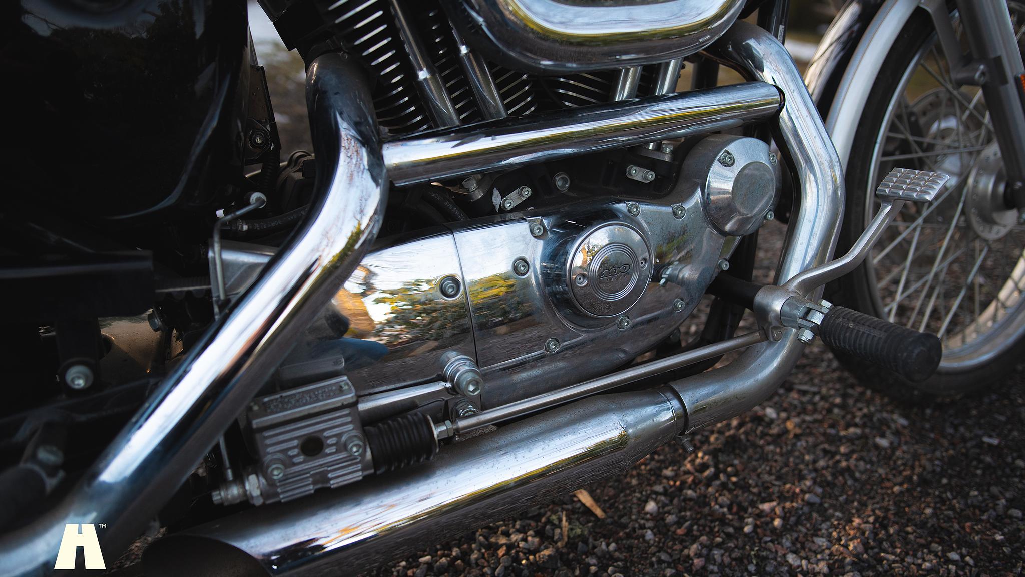 Image of 2003 Harley Davidson Sportster 1200C 100th Anniversary Edition mechanics