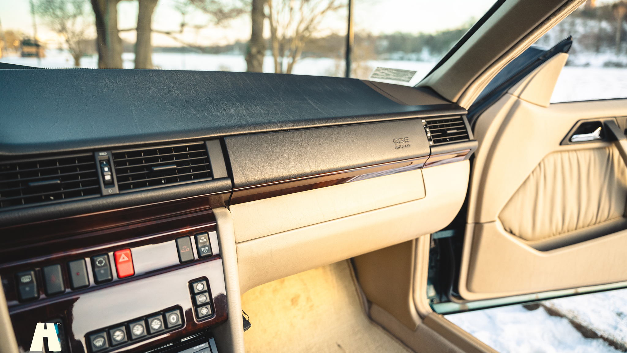 Innenraumfoto von 1995 Mercedes-Benz E320 Cabriolet 