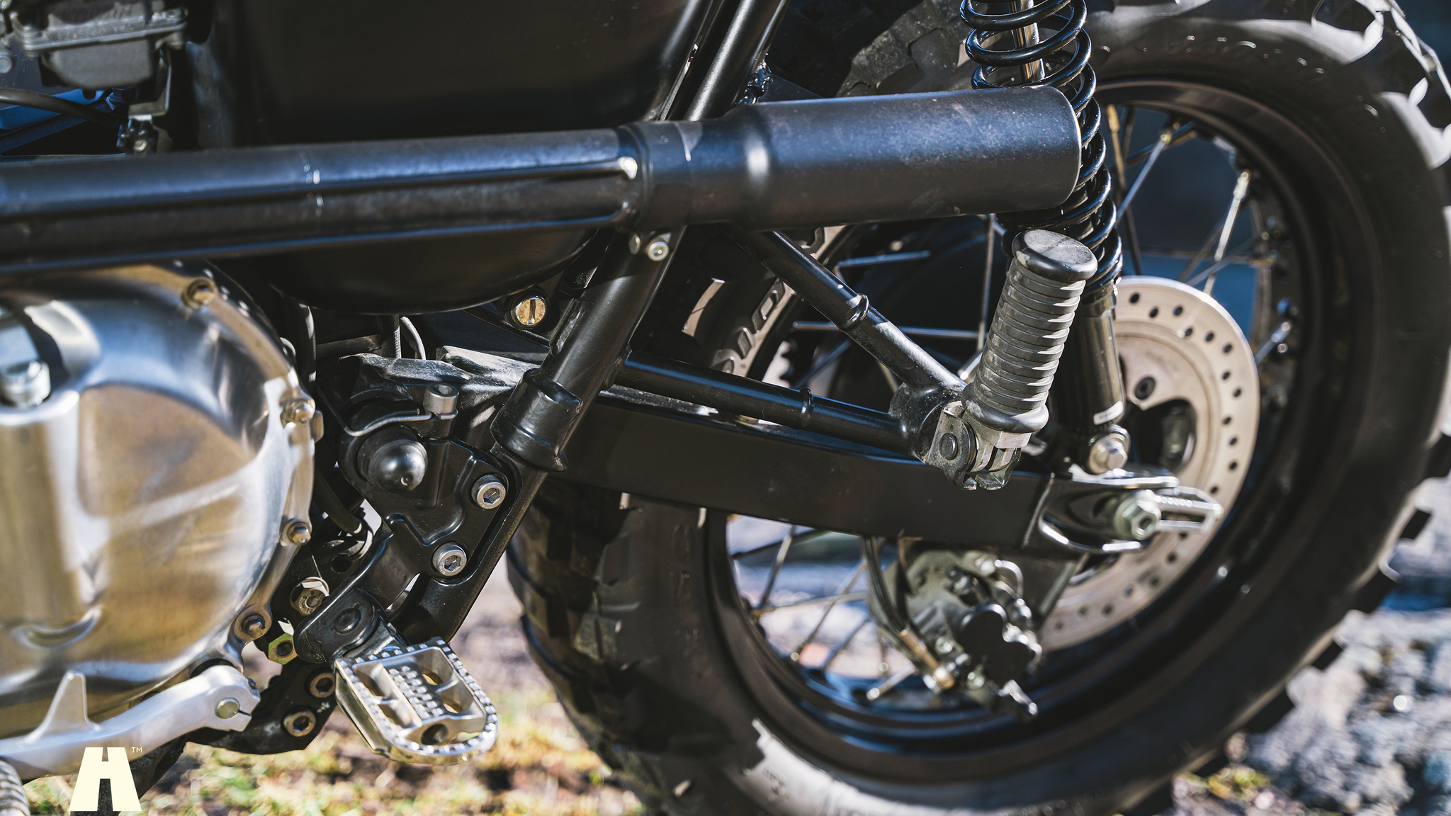 Image of 2010 Triumph Bonneville T100 "Scrambler" mechanics (4)