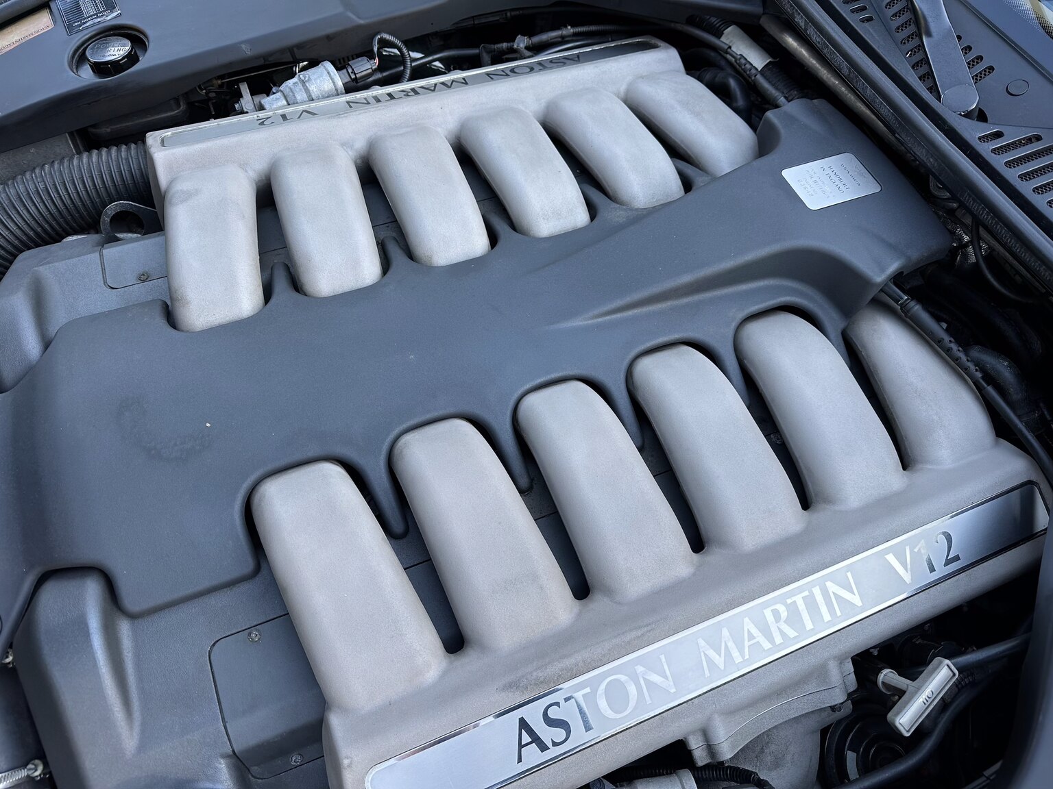Image of 2003 Aston Martin DB7 mechanics
