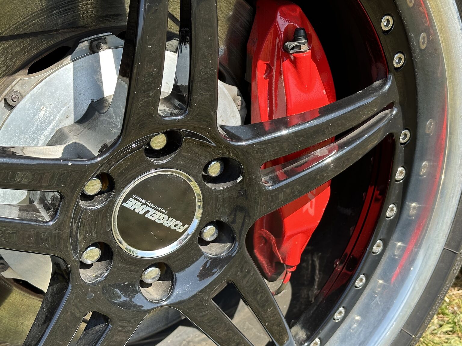 Exterior image of 2004 Dodge Viper SRT-10 (29)