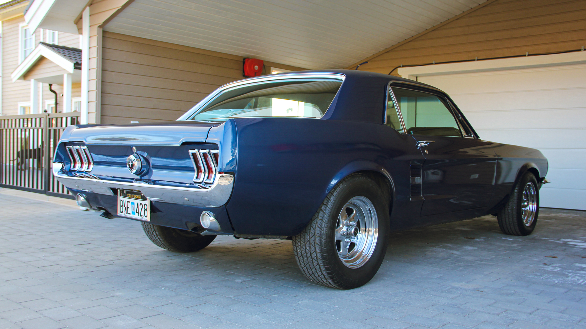 Aussenfoto 1967 Ford Mustang 305ci HT (5)