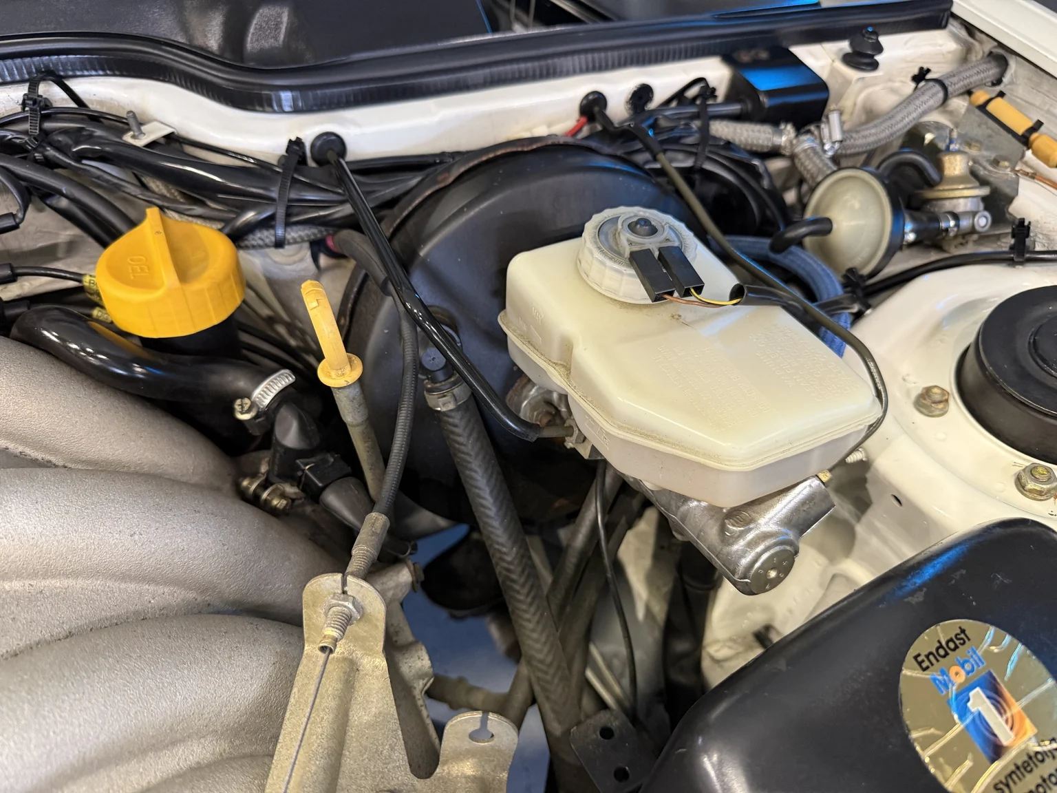1989 Porsche 944 2.7 (16), Mekanik