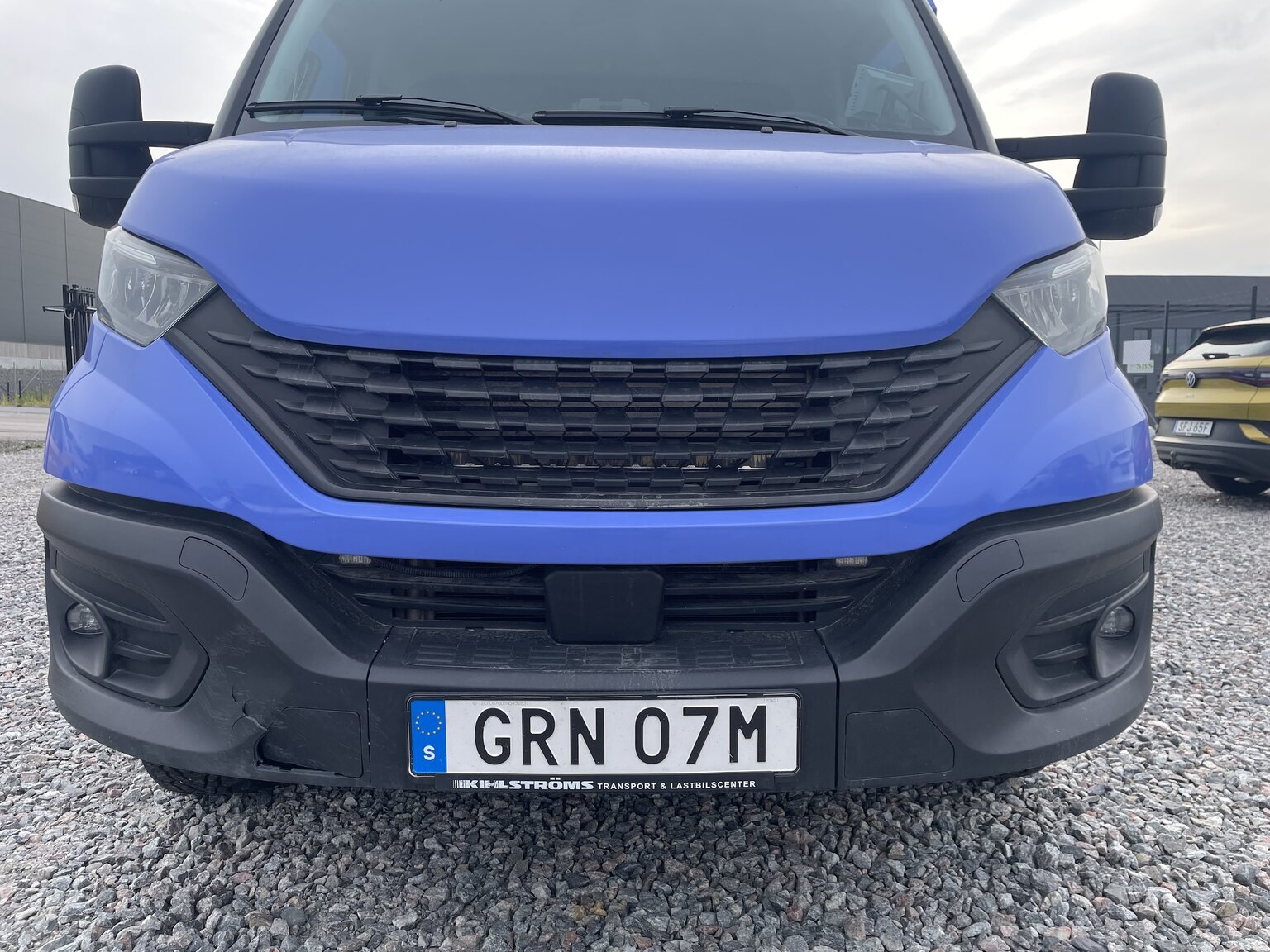 Aussenfoto 2022 Iveco Daily 70-180 Chassi Cab Fordonstransport
