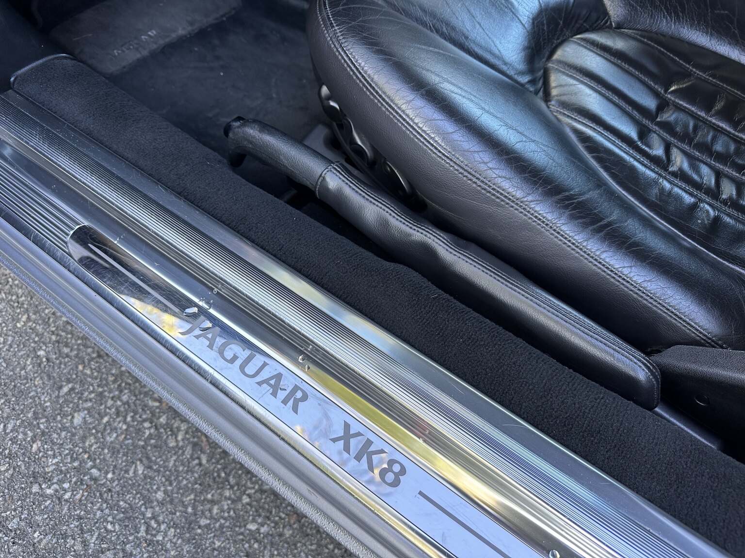 Interiörbild 2000 Jaguar XK 8