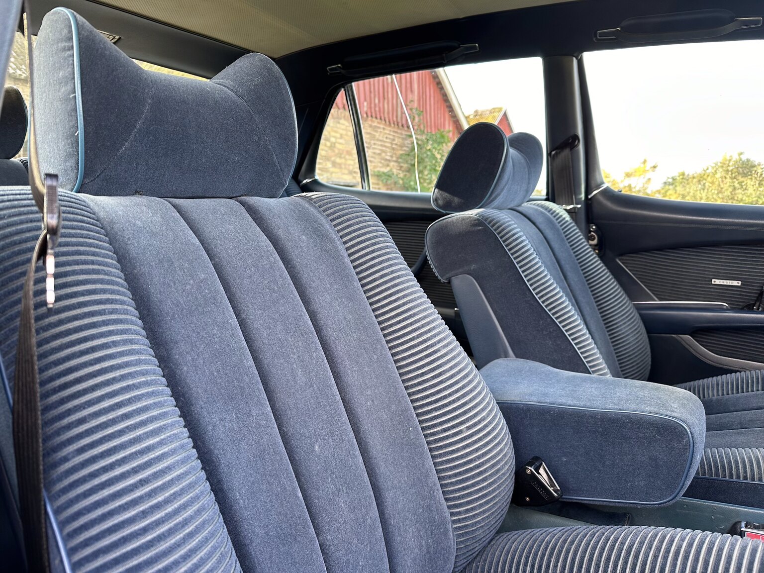 Interiörbild 1975 Mercedes-Benz 450 SEL 6.9 Bepansrad 