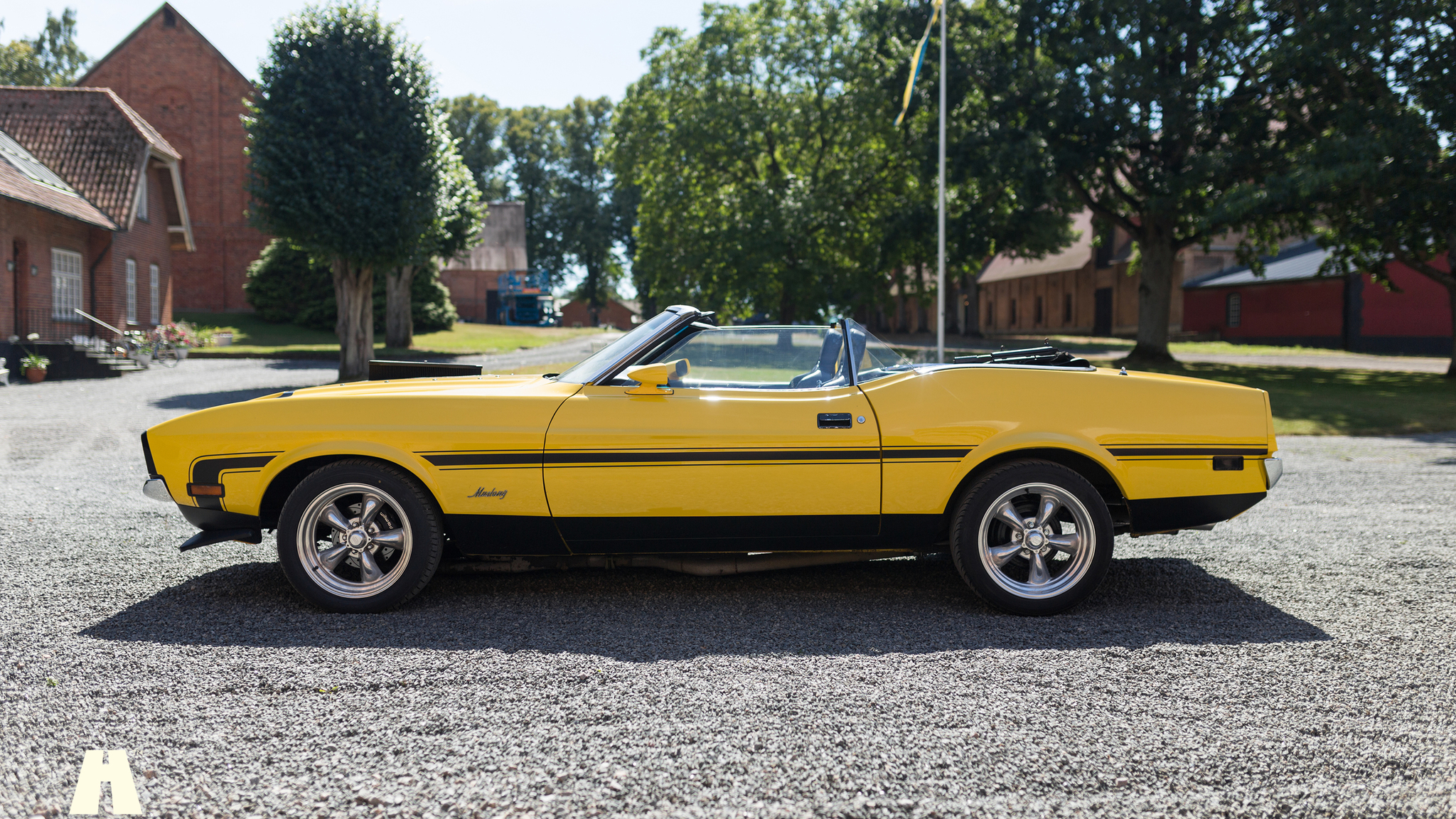 Exterior image of 1971 Ford Mustang 429 Cabriolet (8)