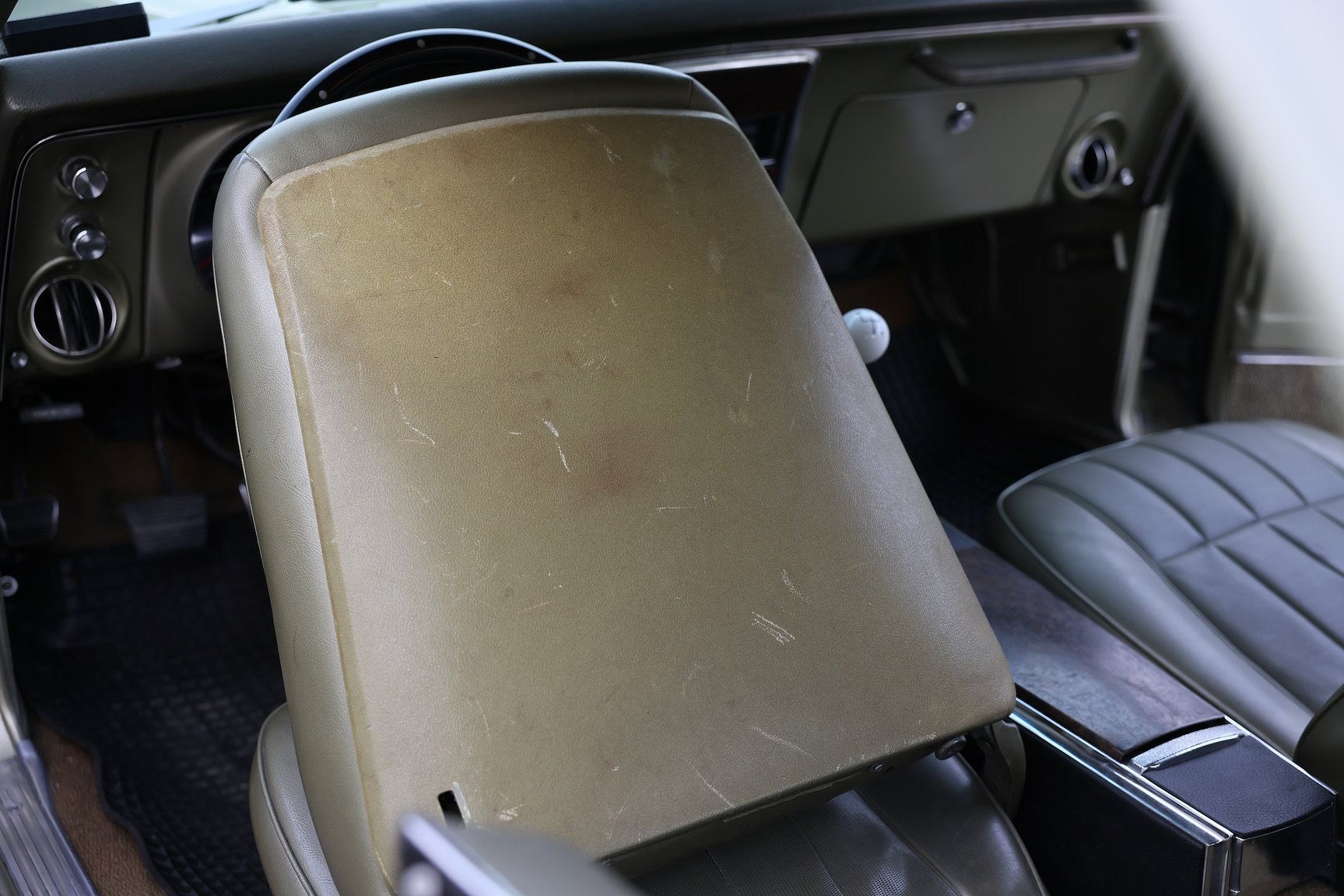 Interior image of 1968 Pontiac Firebird 400 Ram Air