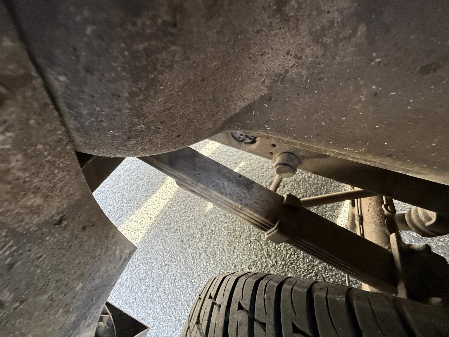 Image of 2002 Ford F-150 SVT Lightning mechanics (43)