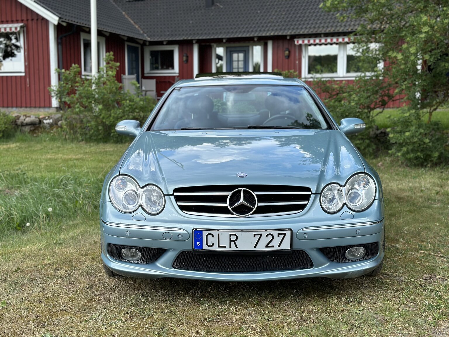 Exteriörbild på 2003 Mercedes CLK 500