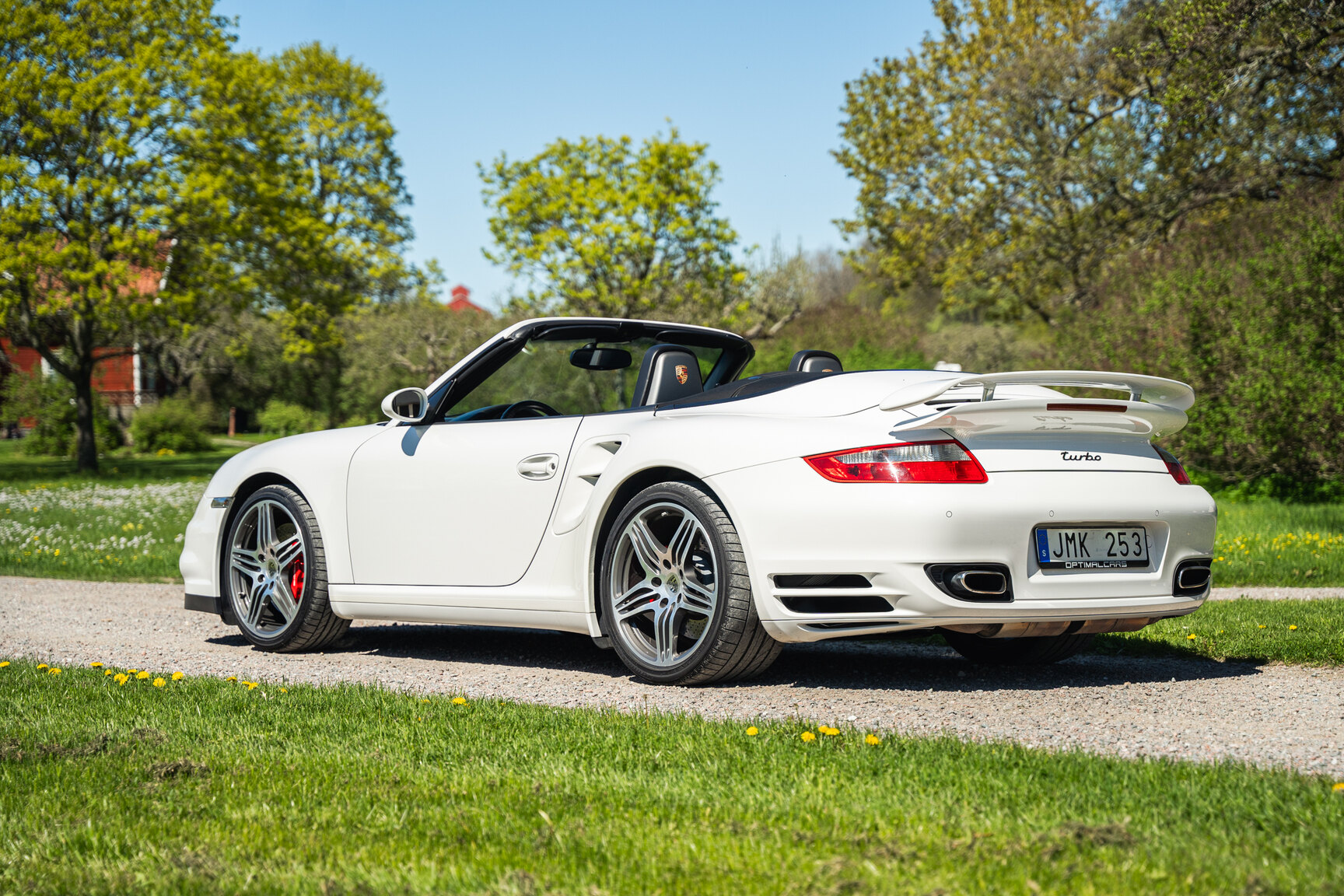 Exterior image of 2008 Porsche 911 Turbo Cabriolet (16)