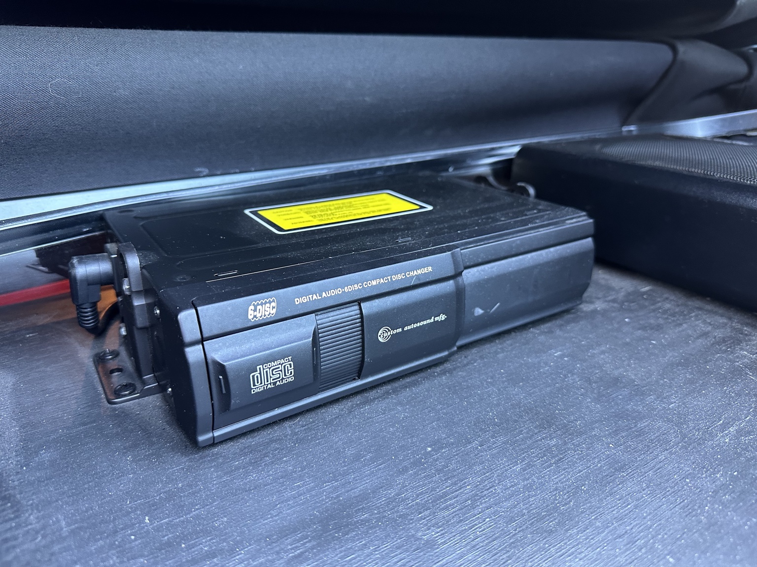 Interior image of 1964 Corvette C2 Stingray Cabriolet (34)