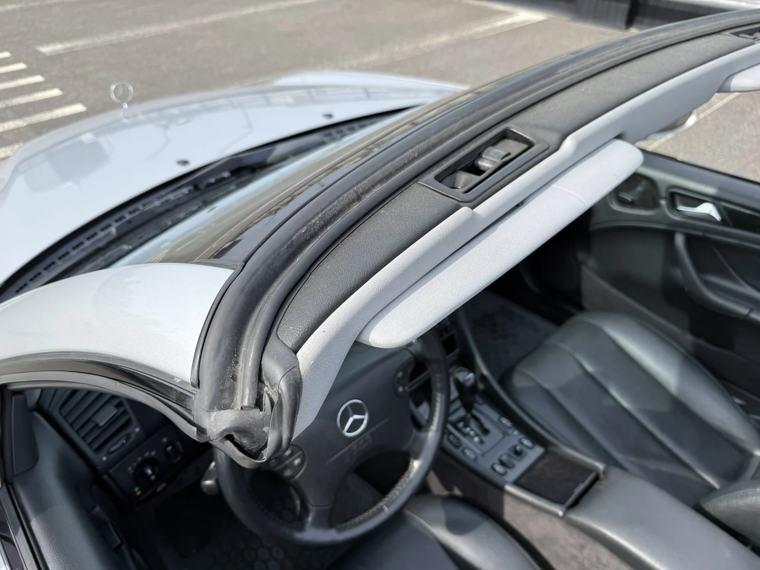Aussenfoto 2001 MERCEDES-BENZ CLK 230 Kompressor Cabriolet (40)