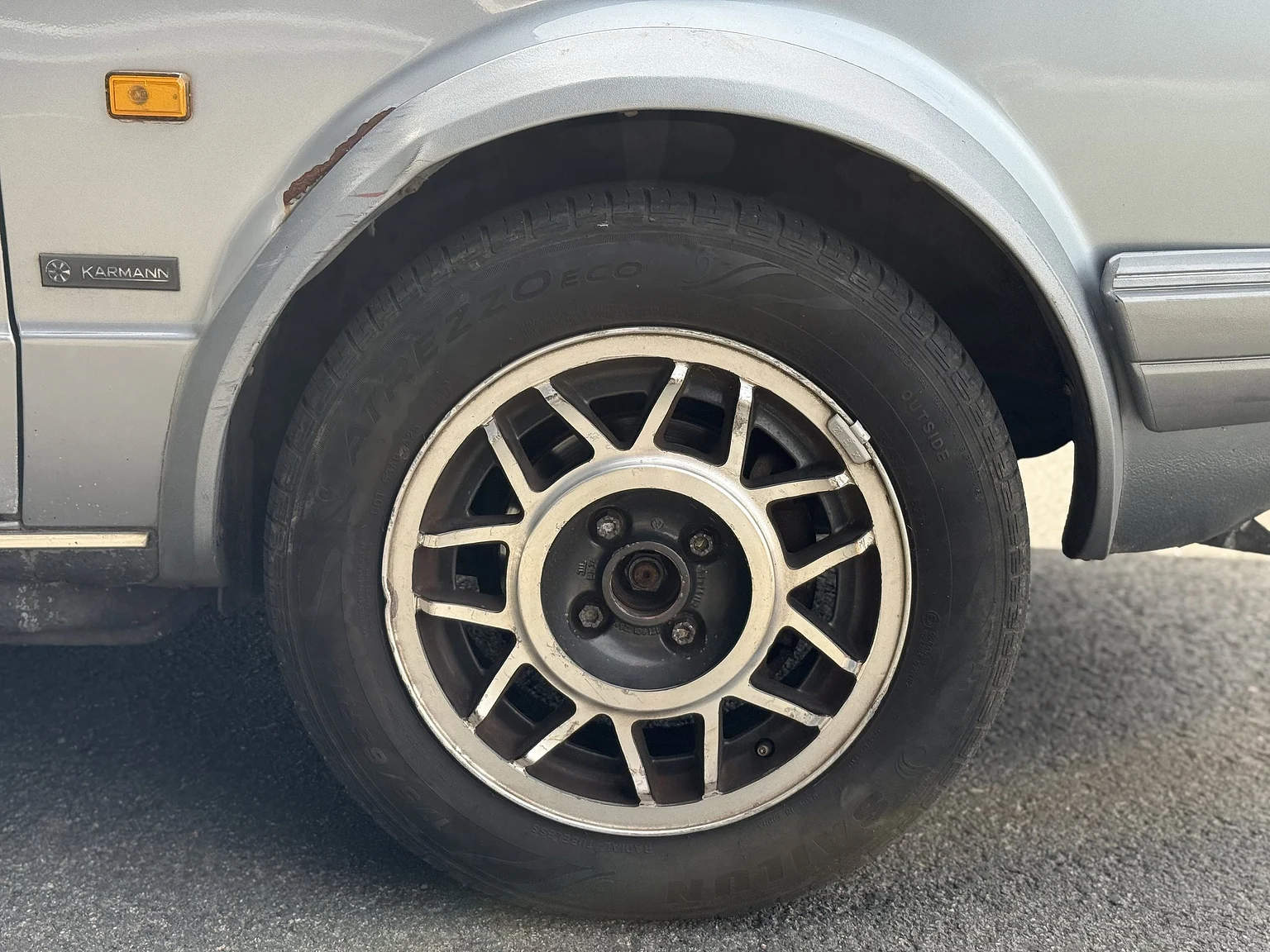 Exterior image of 1987 VW Golf Cabriolet (39)