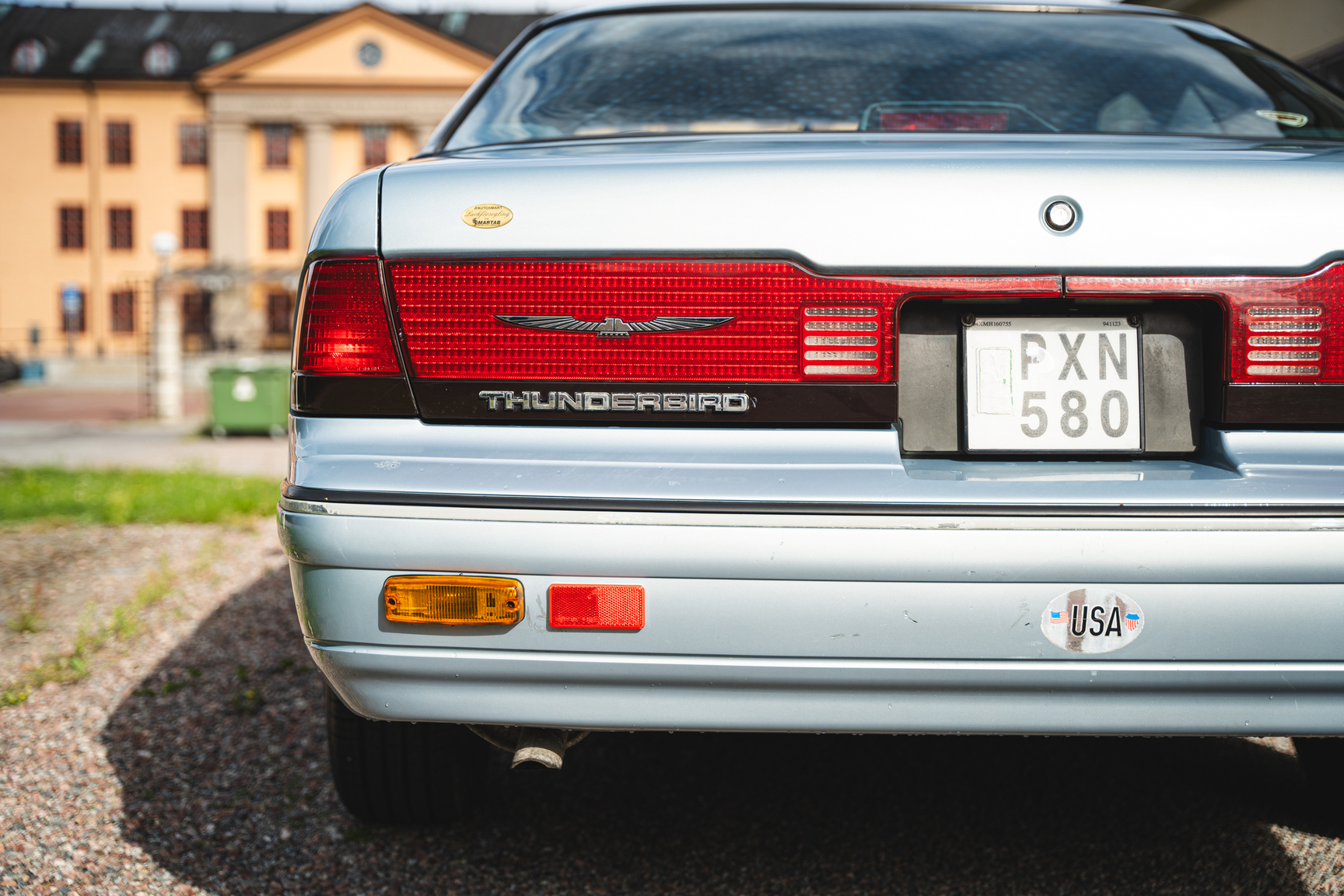 Exteriörbild på 1991 Ford Thunderbird (22)