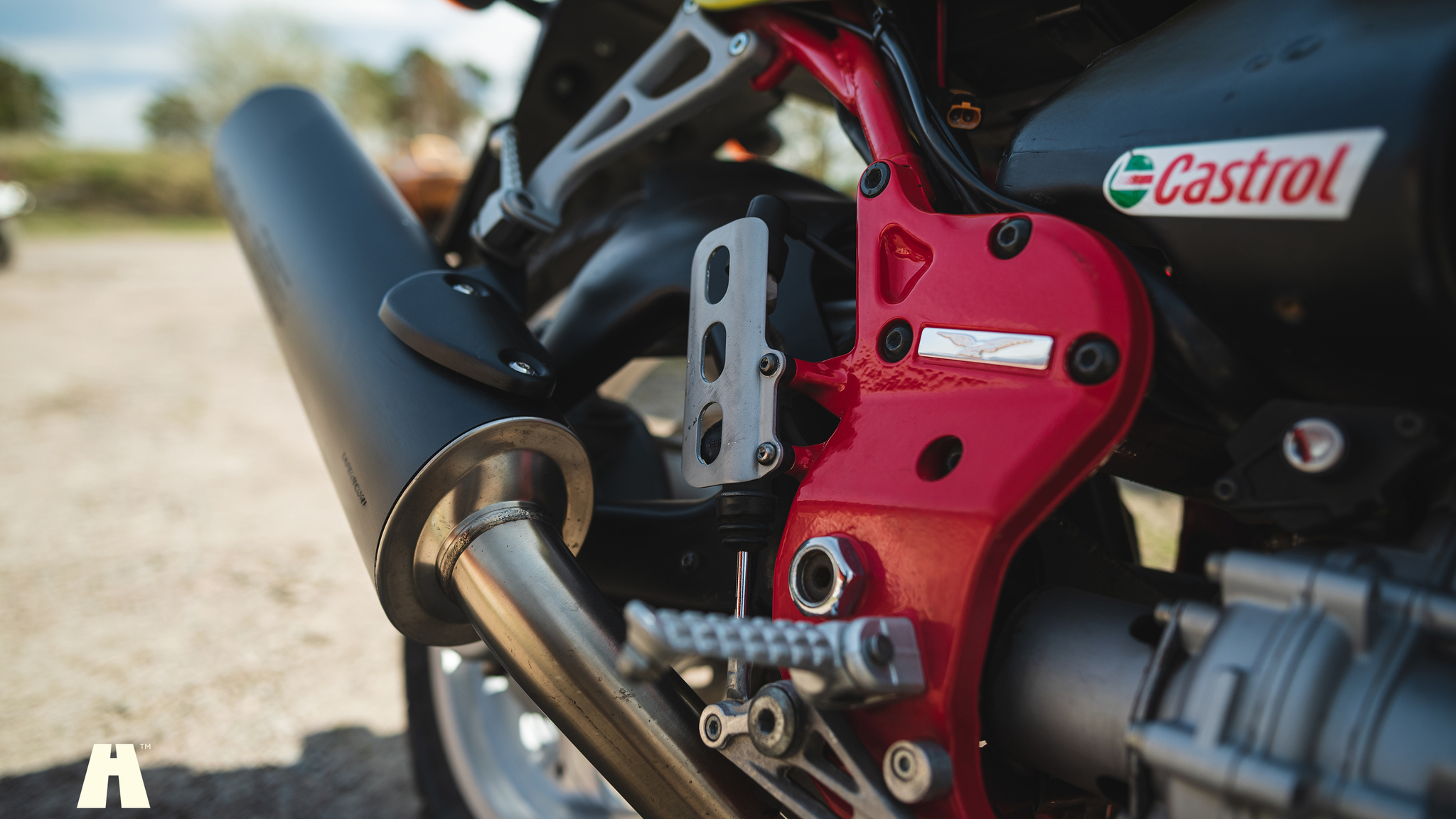 Image of 2002 Moto Guzzi V11 Sport mechanics (26)
