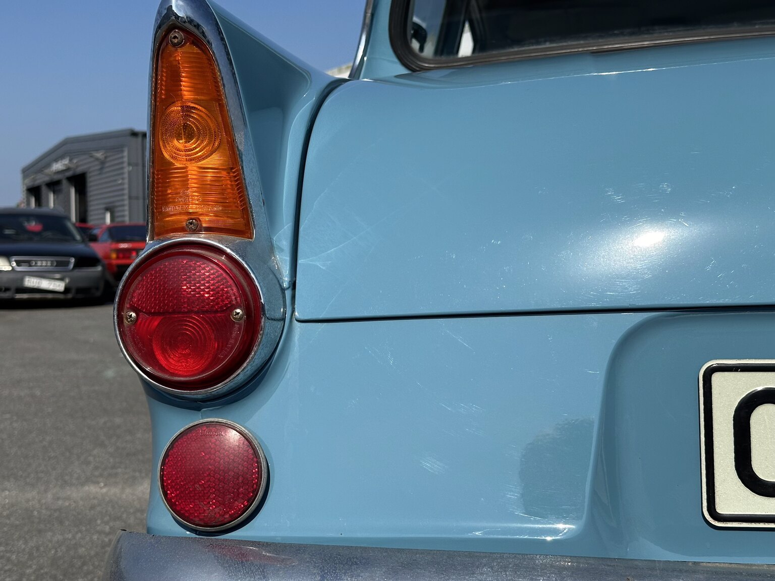 Exteriörbild på 1961 Ford Anglia
