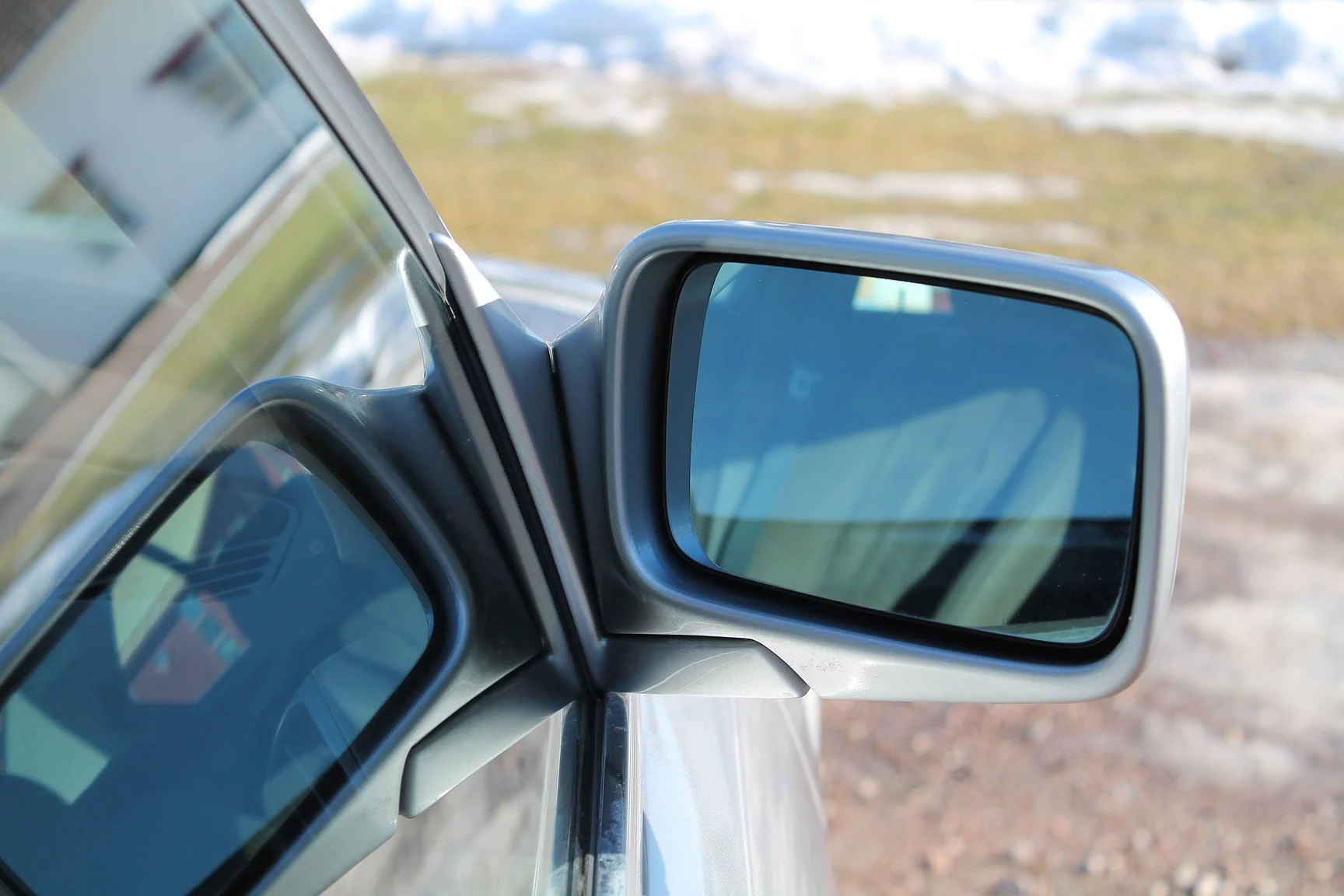 Exteriörbild på 1988 BMW 535i - NO RESERVE (85)