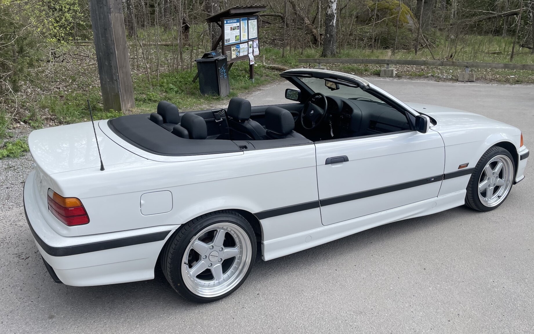 Aussenfoto 1995 BMW 328 iA Convertible