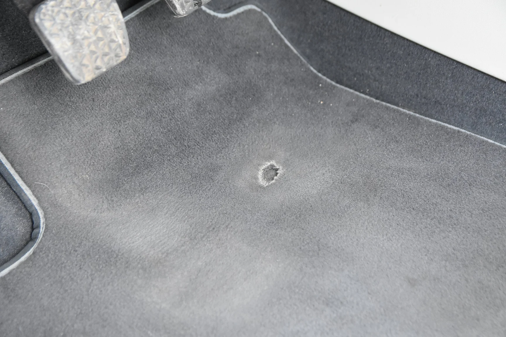 Interior image of 2014 Saab 9-3 Aero Hirsch Edition (14)