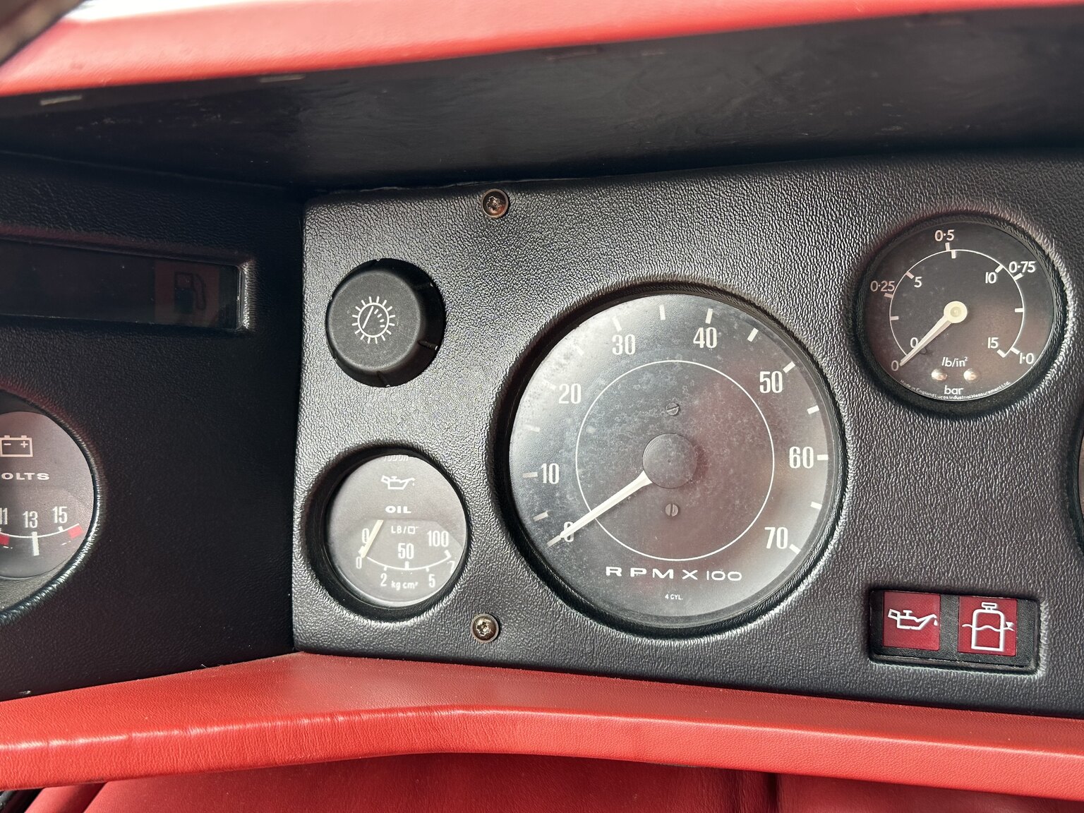 Innenraumfoto von 1987 Lotus Esprit Turbo HCi (10)