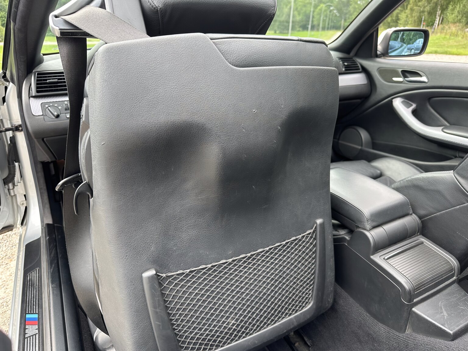 Innenraumfoto von 2005 BMW 330Ci