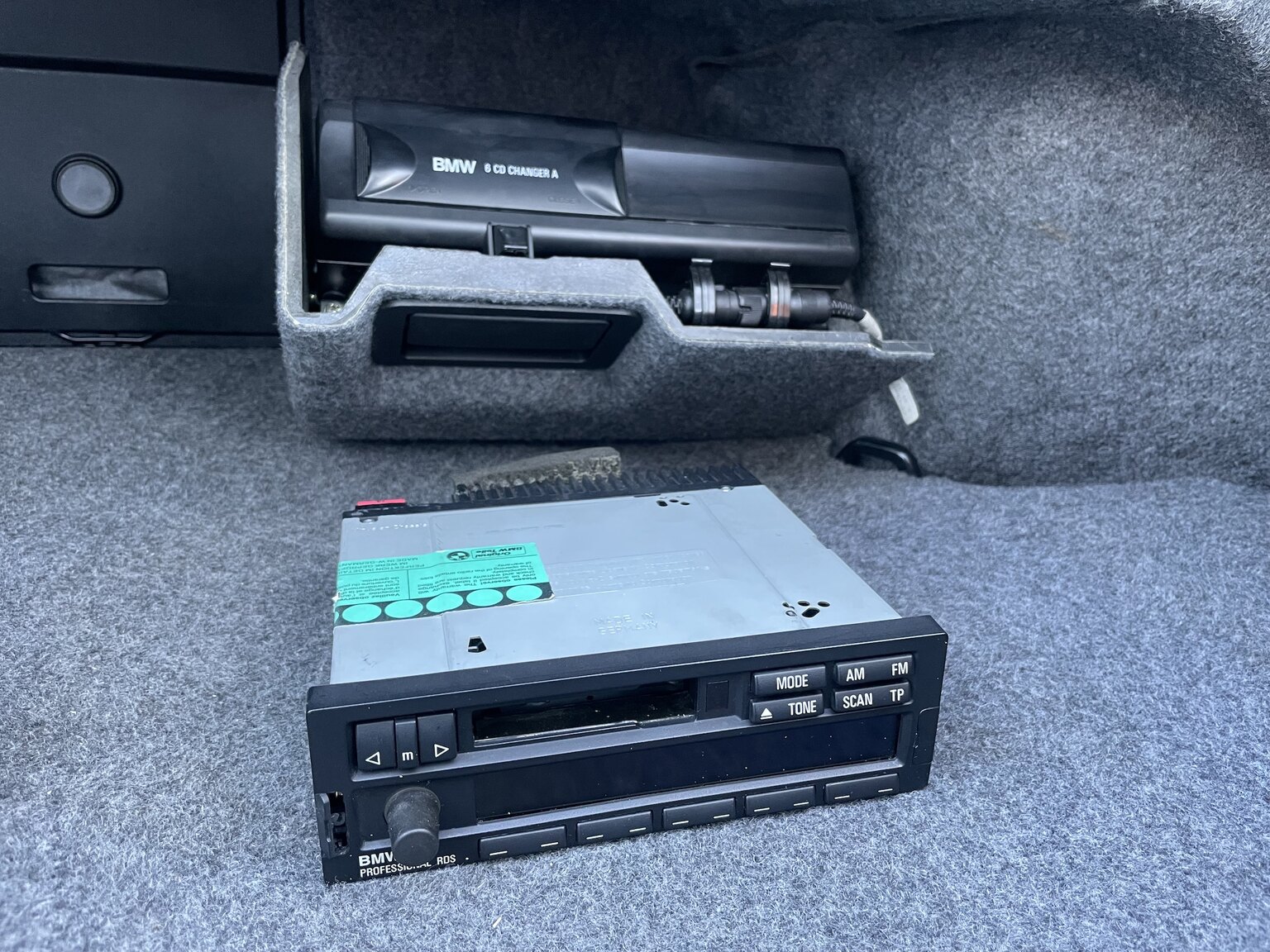 Interior image of 1995 BMW 328 iA Convertible