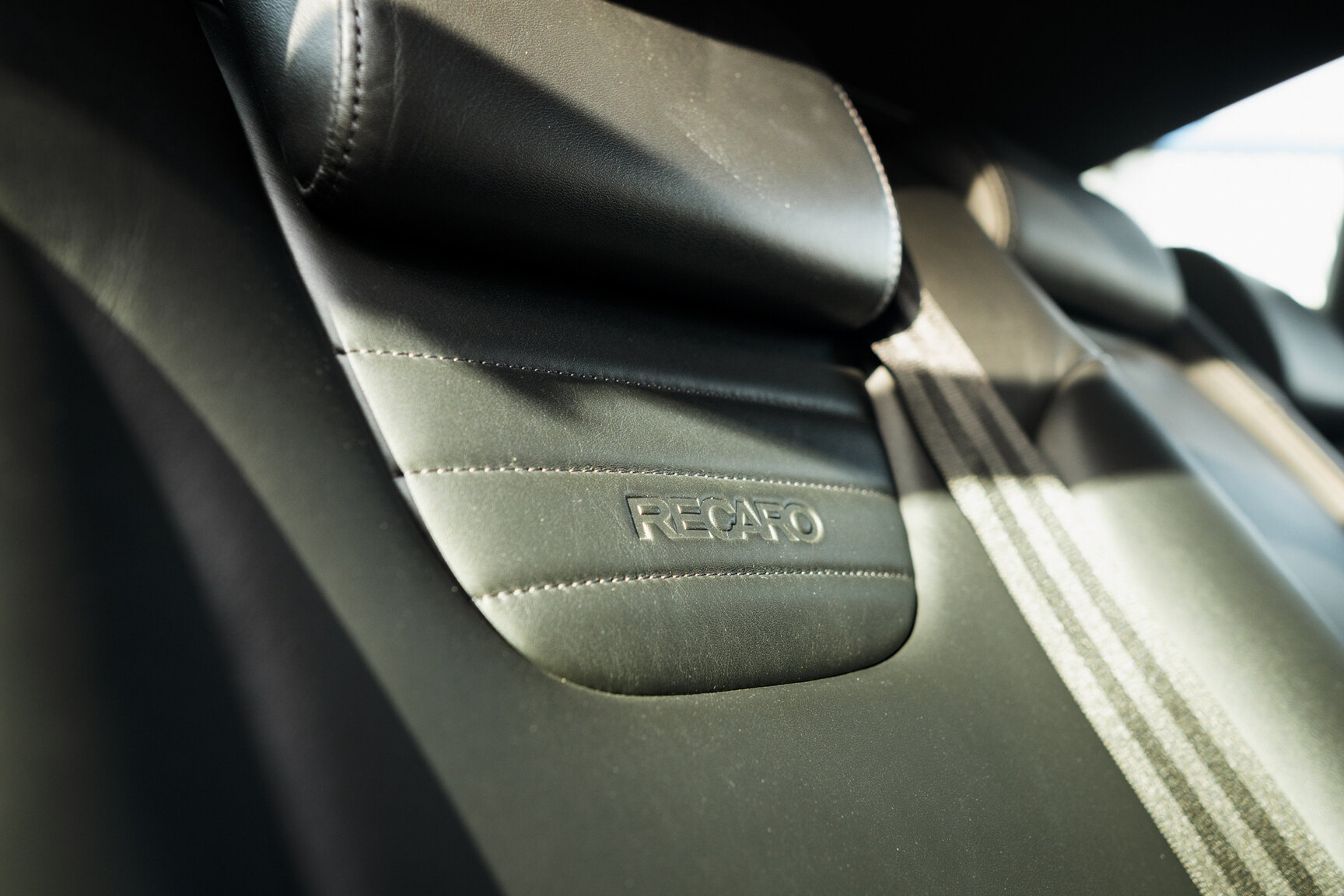 Innenraumfoto von 2005 Audi S4 Avant (21)