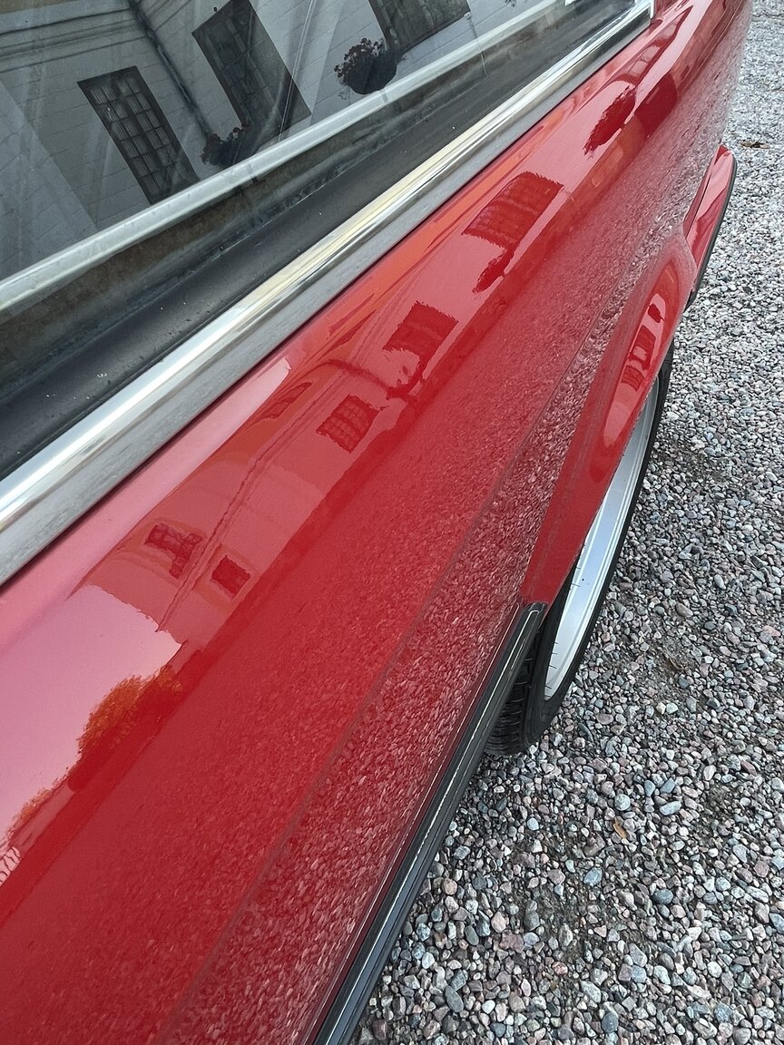 Exteriörbild på 1987 BMW 320i
