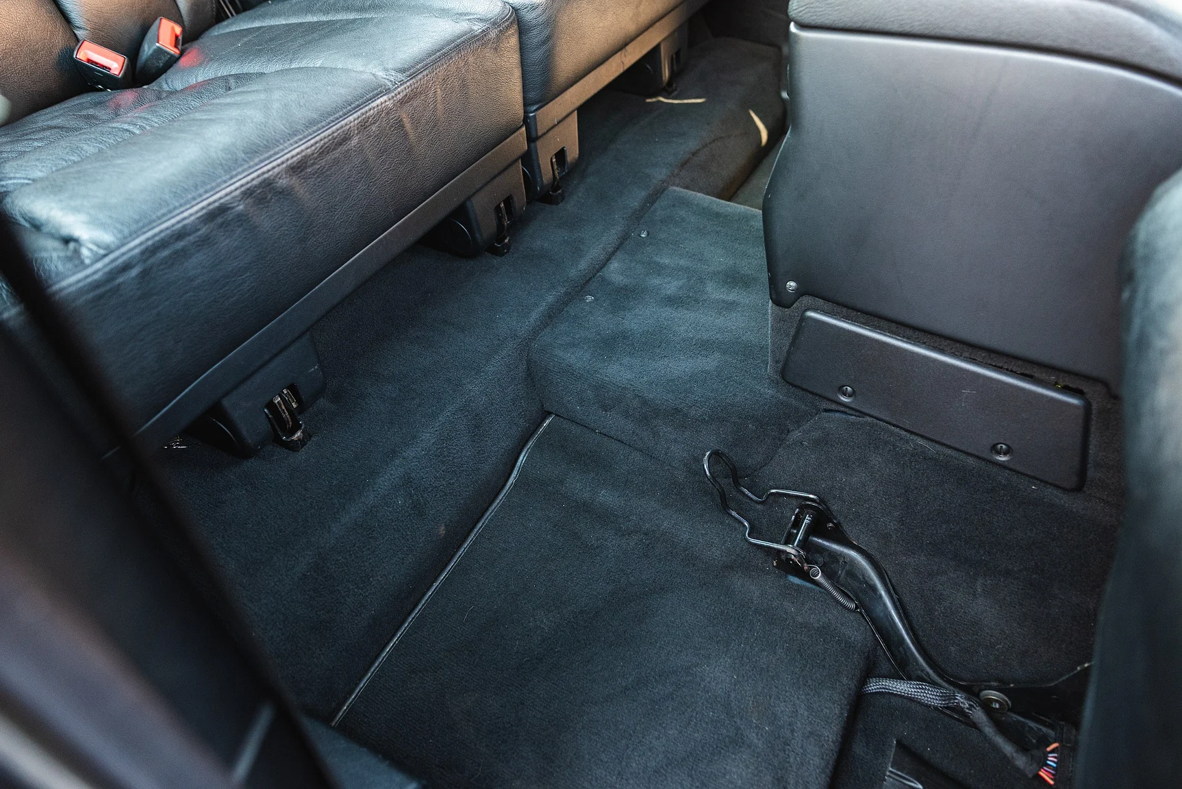 Innenraumfoto von 2002 Mercedes-Benz G400  (38)