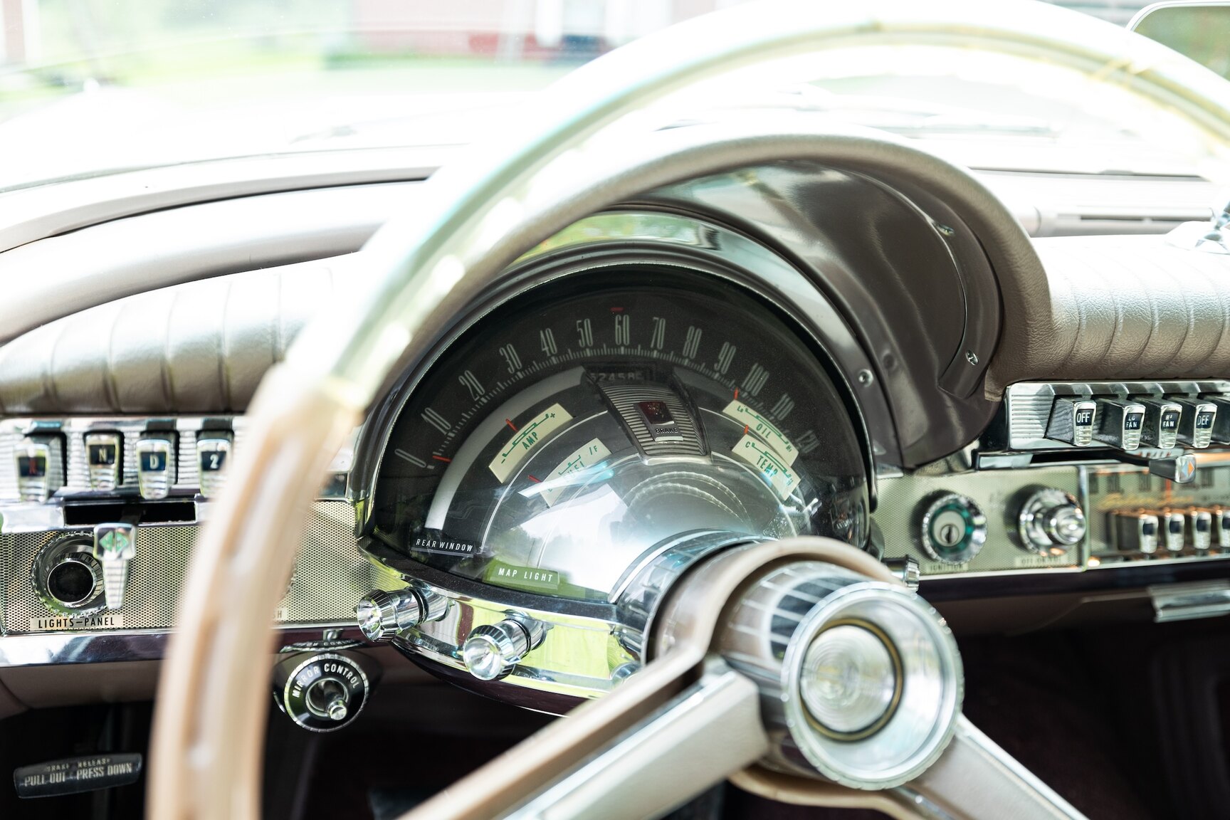 Interiörbild 1962 Chrysler New Yorker