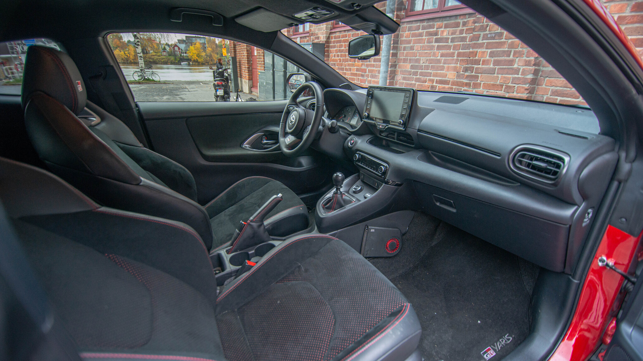Interiörbild 2021 Toyota GR Yaris 
