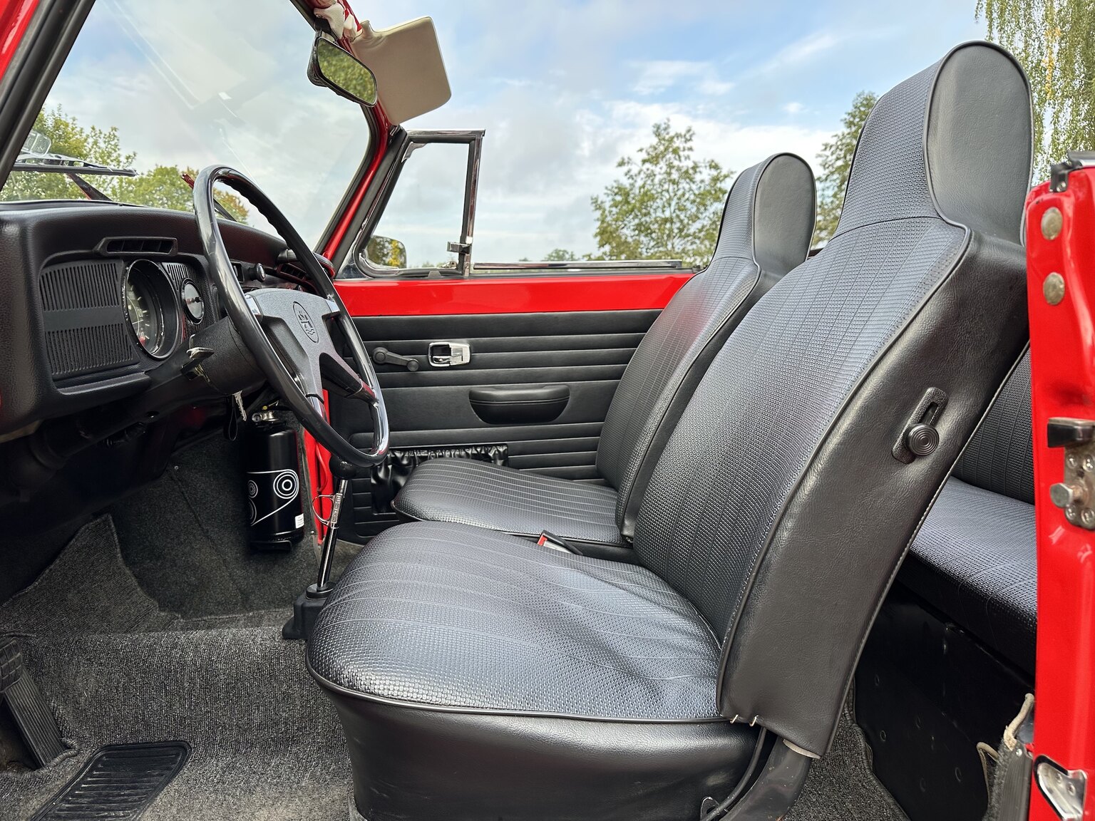 Interiörbild 1971 Volkswagen beetle 1302 cabriolet
