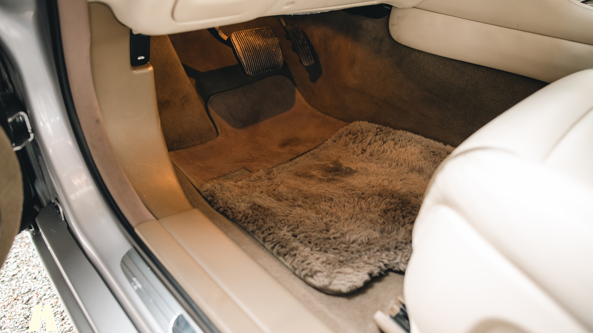 Interiörbild 2003 Jaguar XJ Super V8