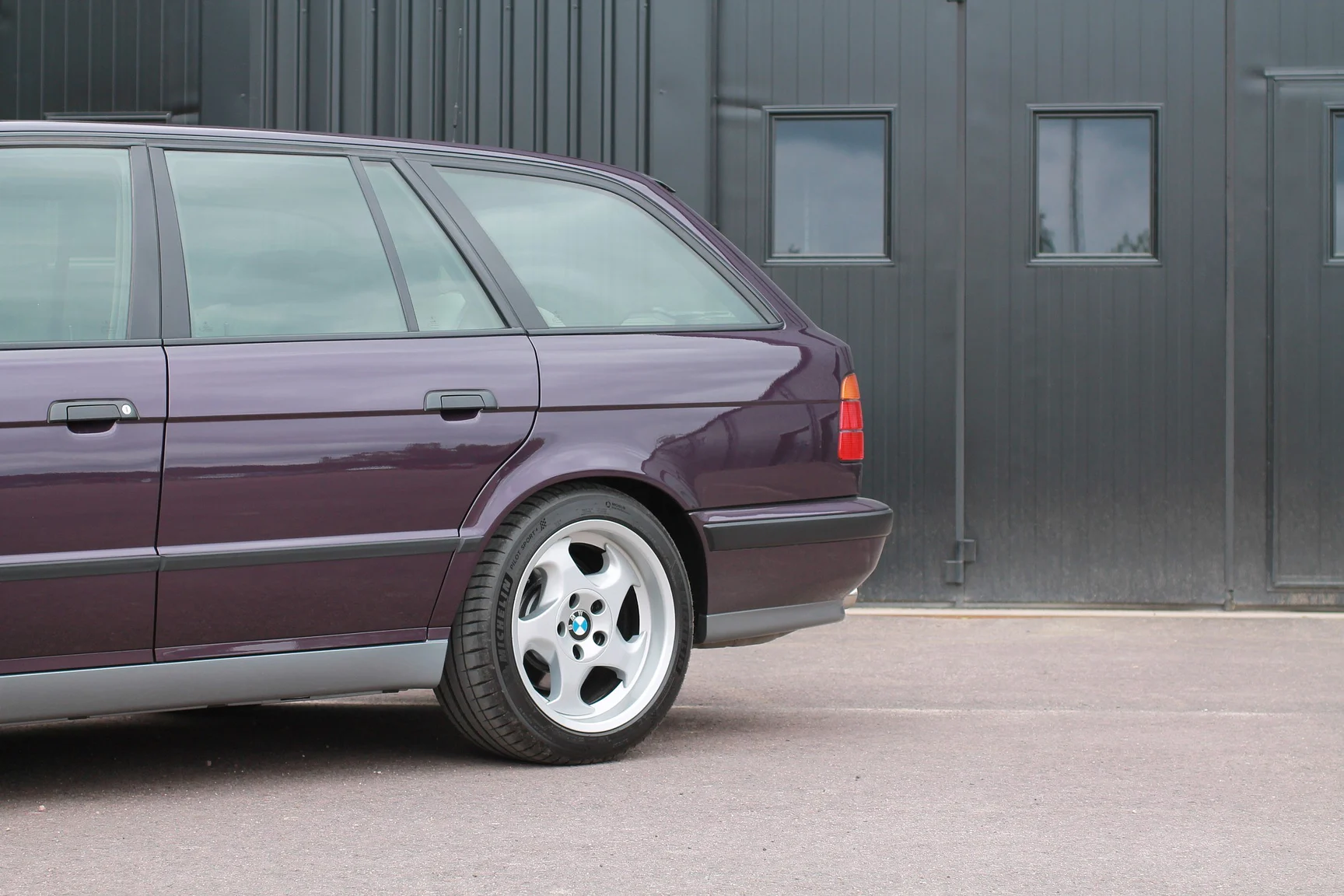 Aussenfoto 1993 BMW M5 Touring 3.8 Manual (14)
