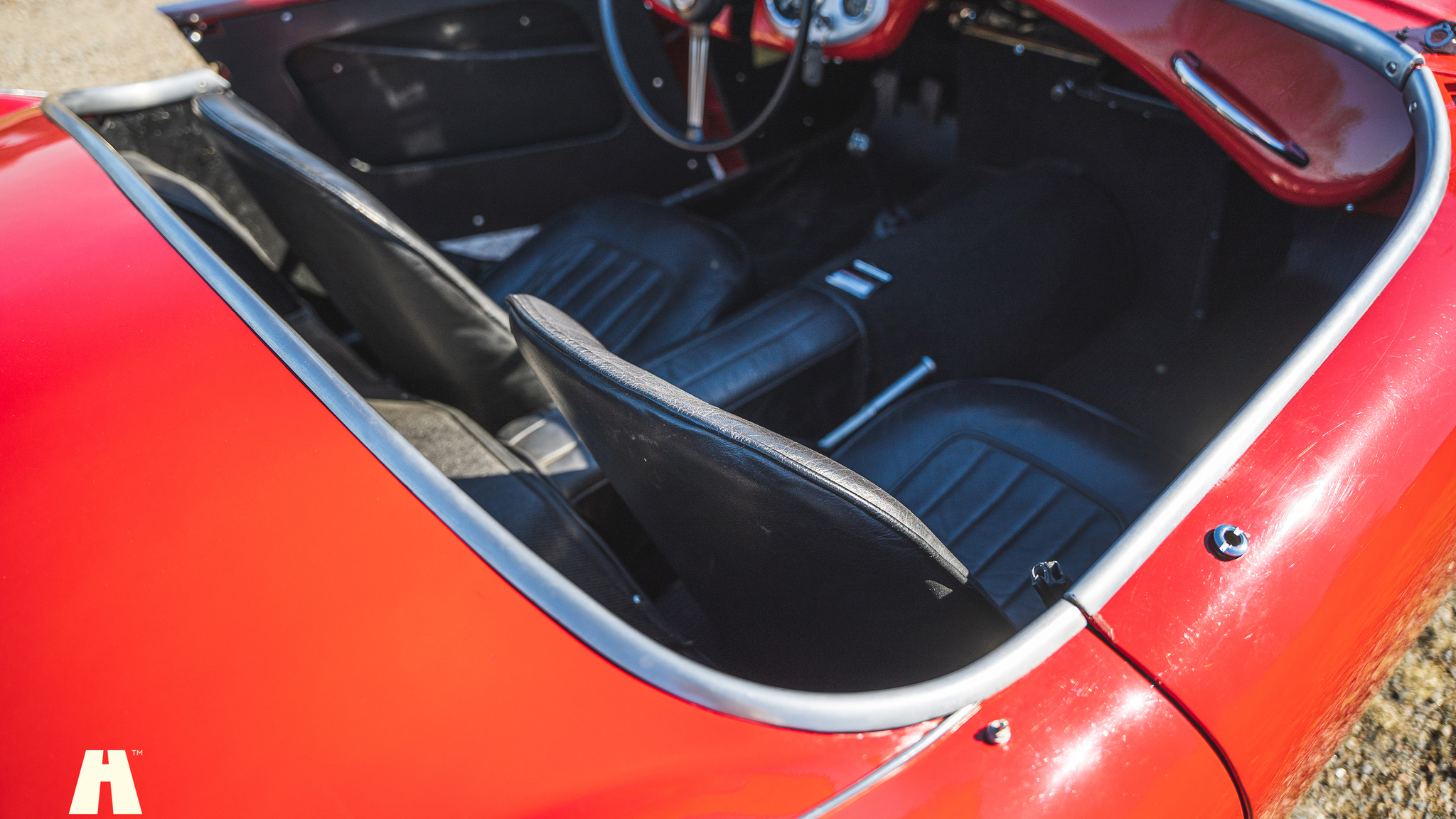 Interior image of 1954 Austin Healey 100 BN1 (7)