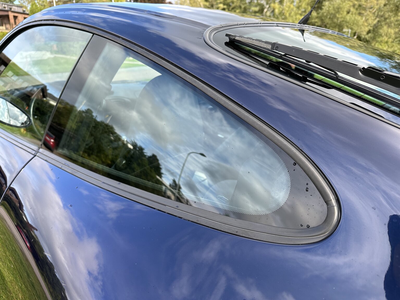 Exteriörbild på 1999 Porsche 911 Carrera