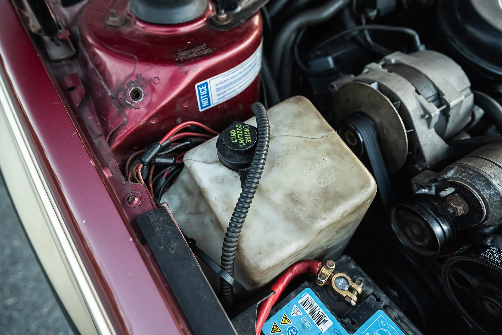 Image of 1989 Cadillac Seville (12) mechanics