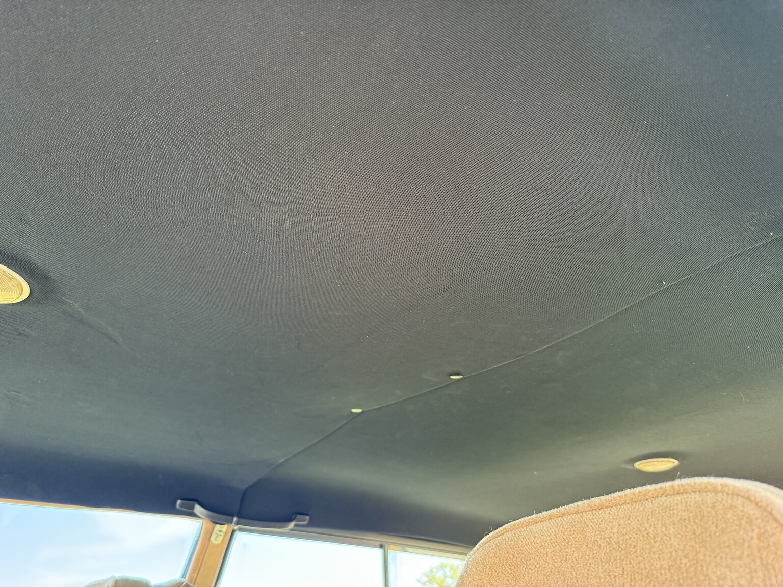 Interior image of 1985 Land Rover Range Rover 3.5 V8